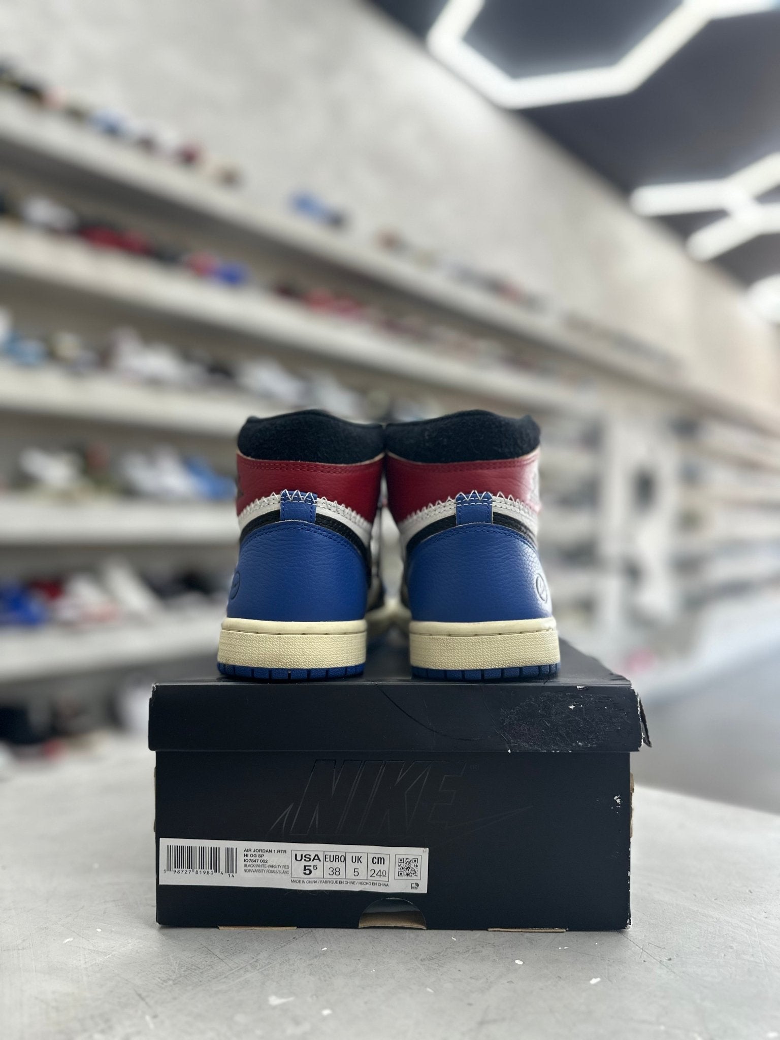 Jordan 1 Retro High OG SP Fragment x Union LA Varsity Red Sport Royal Sz 5.5 (PREOWNED) - Restock AveJordan 1 Retro High OG SP Fragment x Union LA Varsity Red Sport Royal Sz 5.5 (PREOWNED)Restock AveRestock Ave5.5Restock Ave