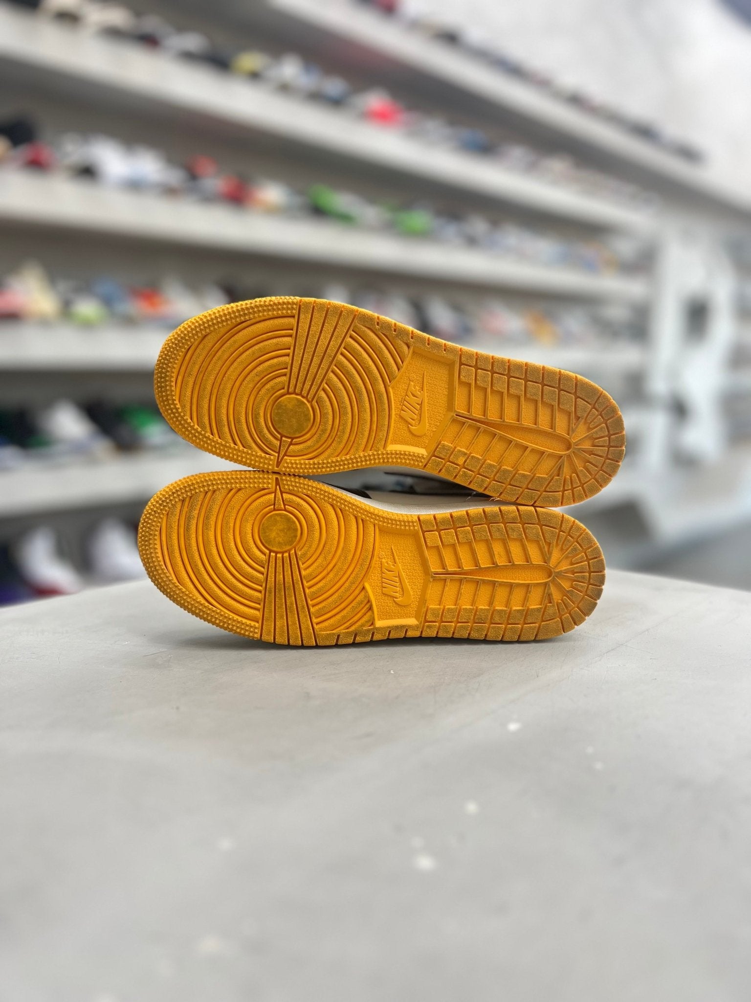 Jordan 1 Retro High OG Taxi Sz 4.5 (PREOWNED)(NO BOX) - Restock AveJordan 1 Retro High OG Taxi Sz 4.5 (PREOWNED)(NO BOX)Restock AveRestock Ave4.5Restock Ave