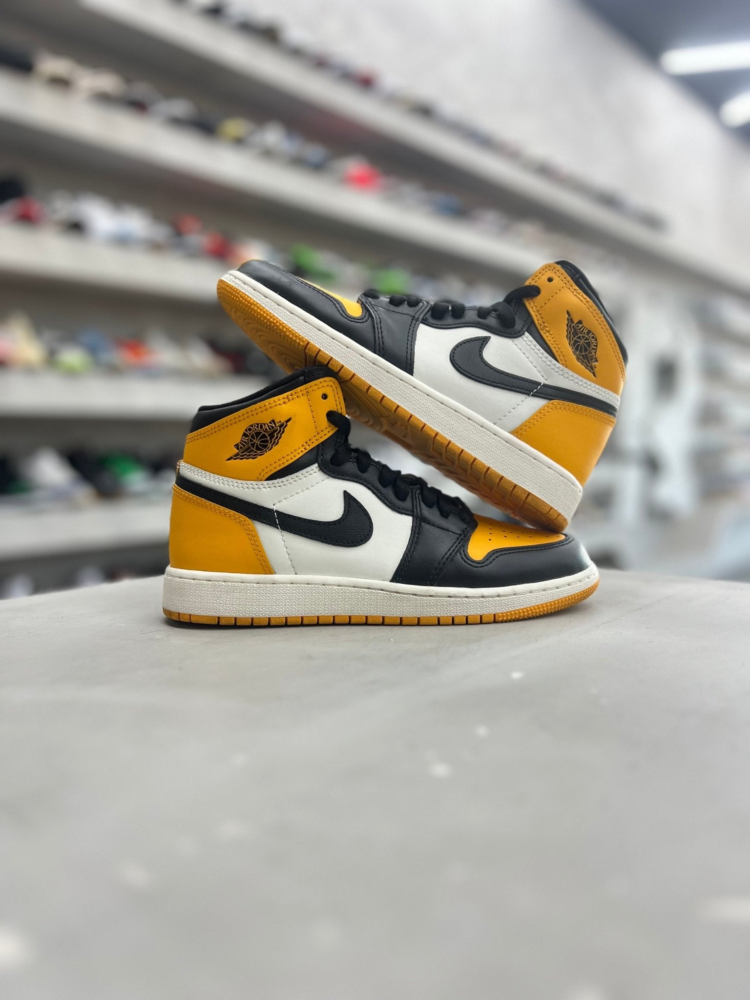 Jordan 1 Retro High OG Taxi Sz 4.5 (PREOWNED)(NO BOX) - Restock AveJordan 1 Retro High OG Taxi Sz 4.5 (PREOWNED)(NO BOX)Restock AveRestock Ave4.5Restock Ave