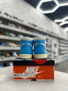 Jordan 1 Retro High OG UNC Reimagined Sz 9 (PREOWNED) - Restock AveJordan 1 Retro High OG UNC Reimagined Sz 9 (PREOWNED)Restock AveRestock Ave9Restock Ave