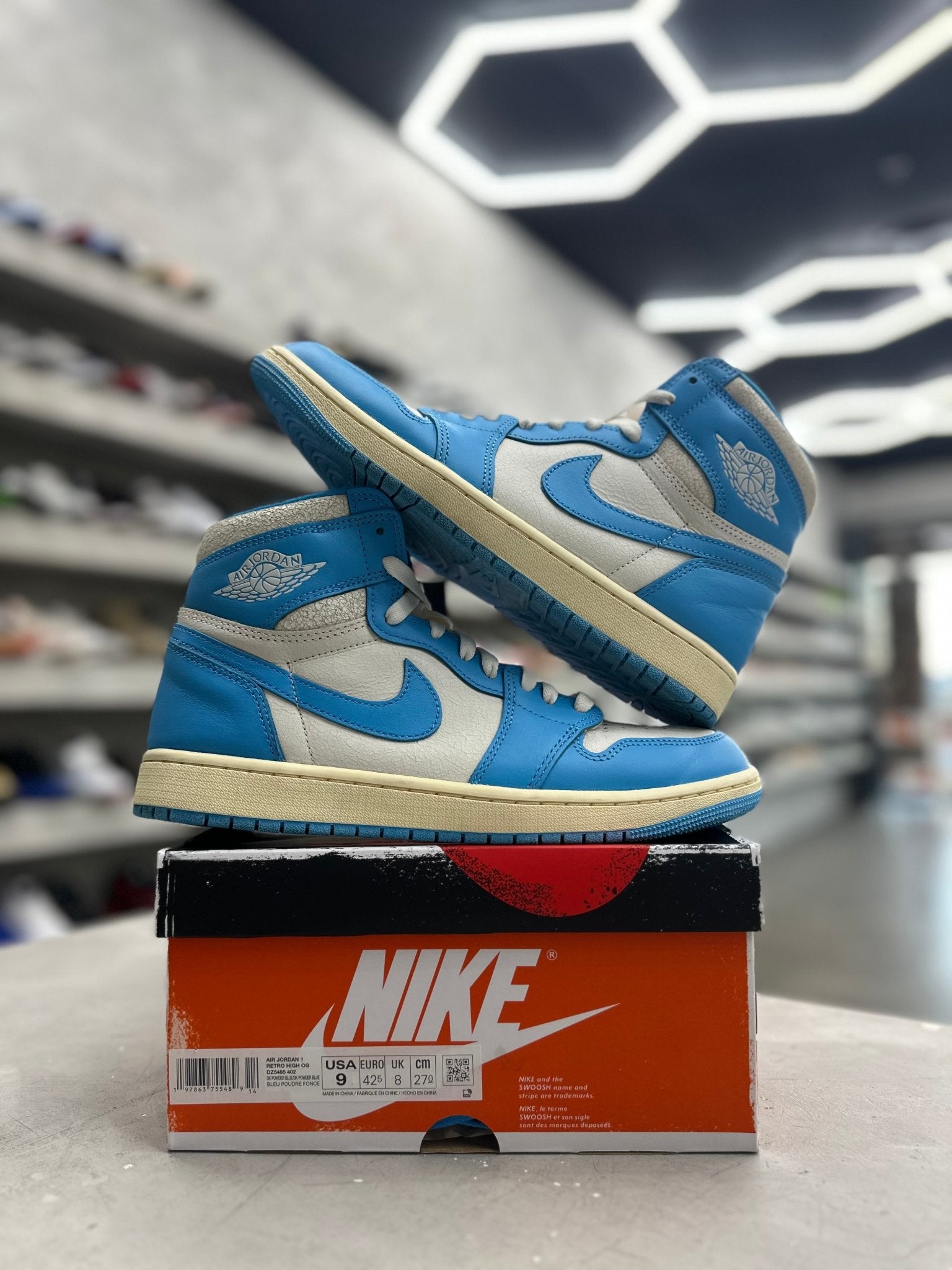 Jordan 1 Retro High OG UNC Reimagined Sz 9 (PREOWNED) - Restock AveJordan 1 Retro High OG UNC Reimagined Sz 9 (PREOWNED)Restock AveRestock Ave9Restock Ave