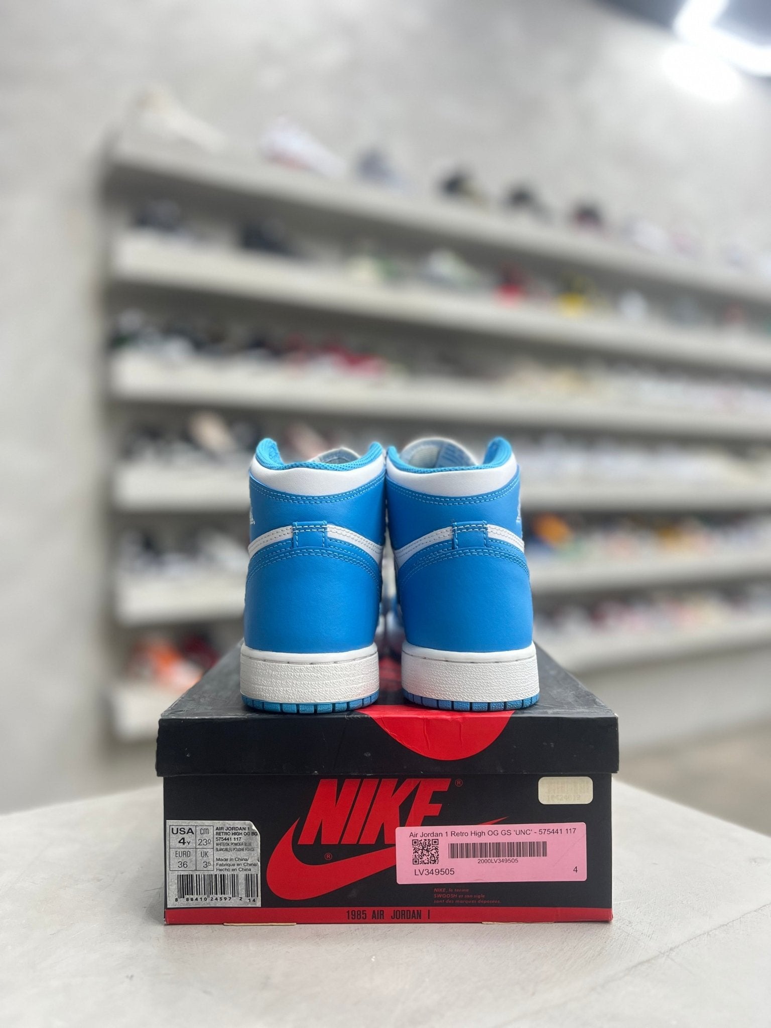 Jordan 1 Retro High OG UNC Sz 4y (PREOWNED) - Restock AveJordan 1 Retro High OG UNC Sz 4y (PREOWNED)Restock AveRestock Ave4yRestock Ave