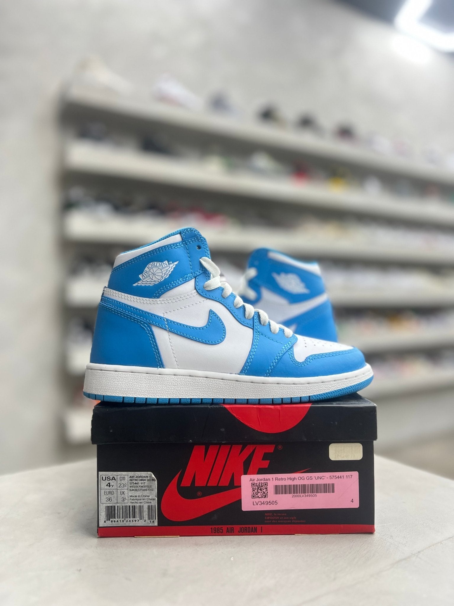 Jordan 1 Retro High OG UNC Sz 4y (PREOWNED) - Restock AveJordan 1 Retro High OG UNC Sz 4y (PREOWNED)Restock AveRestock Ave4yRestock Ave