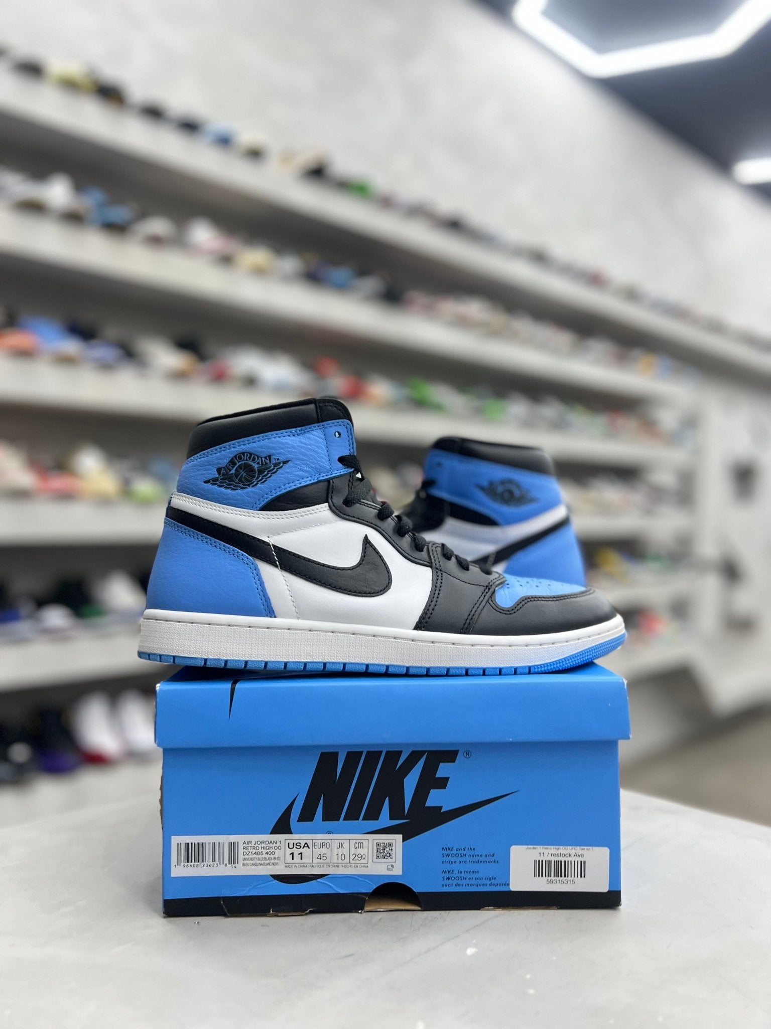 Jordan 1 Retro High OG UNC Toe Sz 11 (PREOWNED) - Restock AveJordan 1 Retro High OG UNC Toe Sz 11 (PREOWNED)Restock AveRestock Ave11Restock Ave