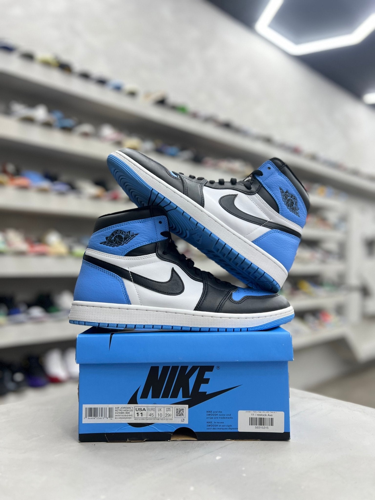 Jordan 1 Retro High OG UNC Toe Sz 11 (PREOWNED) - Restock AveJordan 1 Retro High OG UNC Toe Sz 11 (PREOWNED)Restock AveRestock Ave11Restock Ave