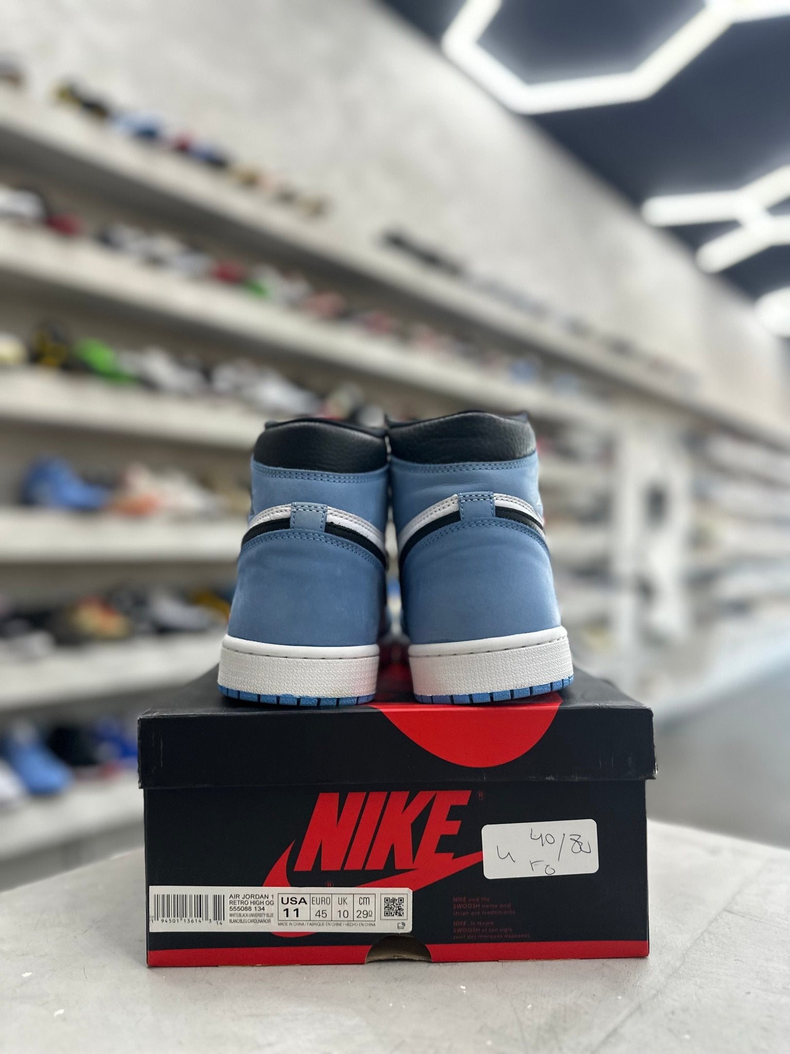 Jordan 1 Retro High OG University Blue Sz 11 (PREOWNED) - Restock AveJordan 1 Retro High OG University Blue Sz 11 (PREOWNED)Restock AveRestock Ave11Restock Ave