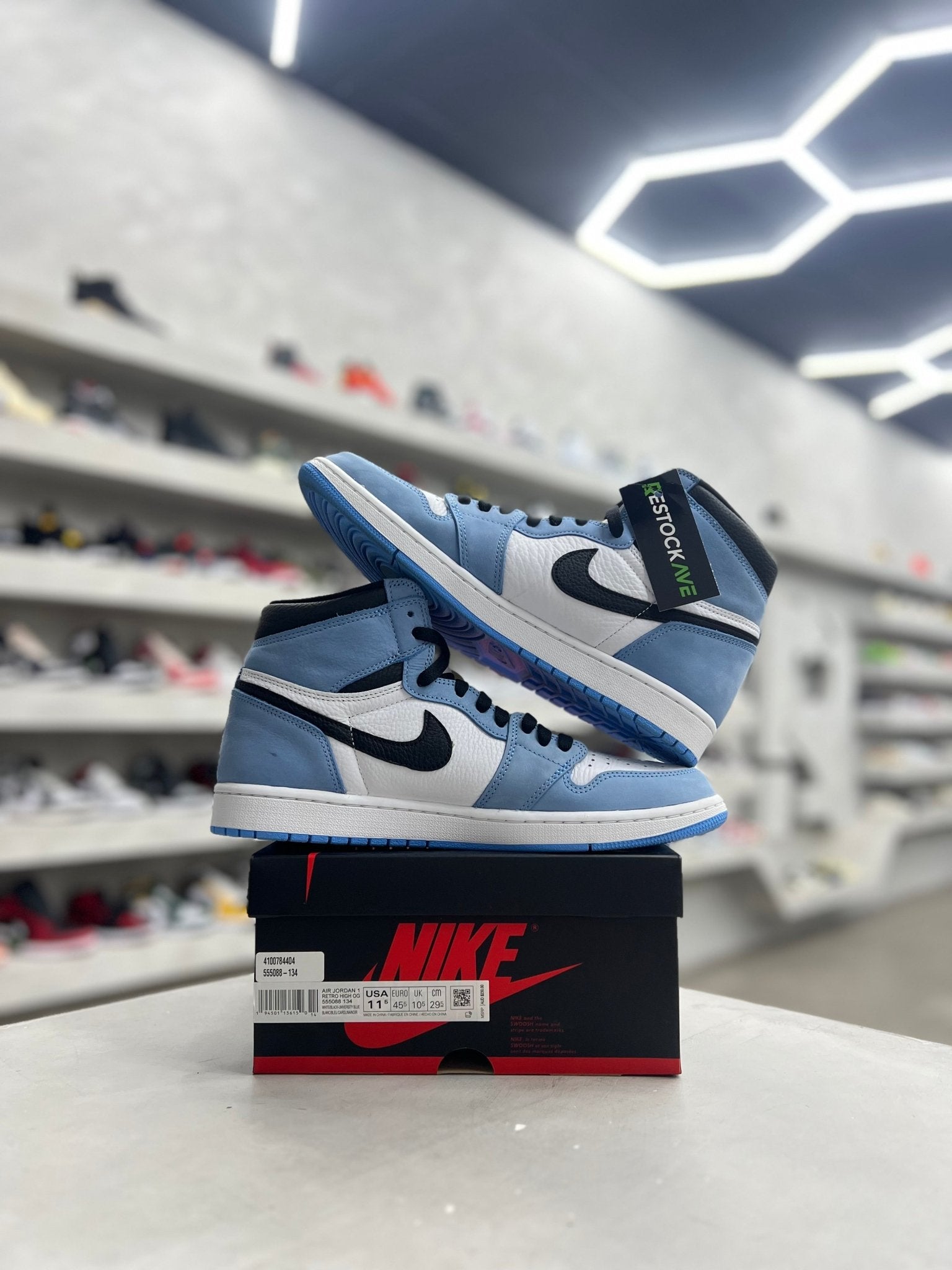 Jordan 1 Retro High OG University Blue Sz 11.5 (PREOWNED) - Restock AveJordan 1 Retro High OG University Blue Sz 11.5 (PREOWNED)Restock AveRestock Ave11.5Restock Ave