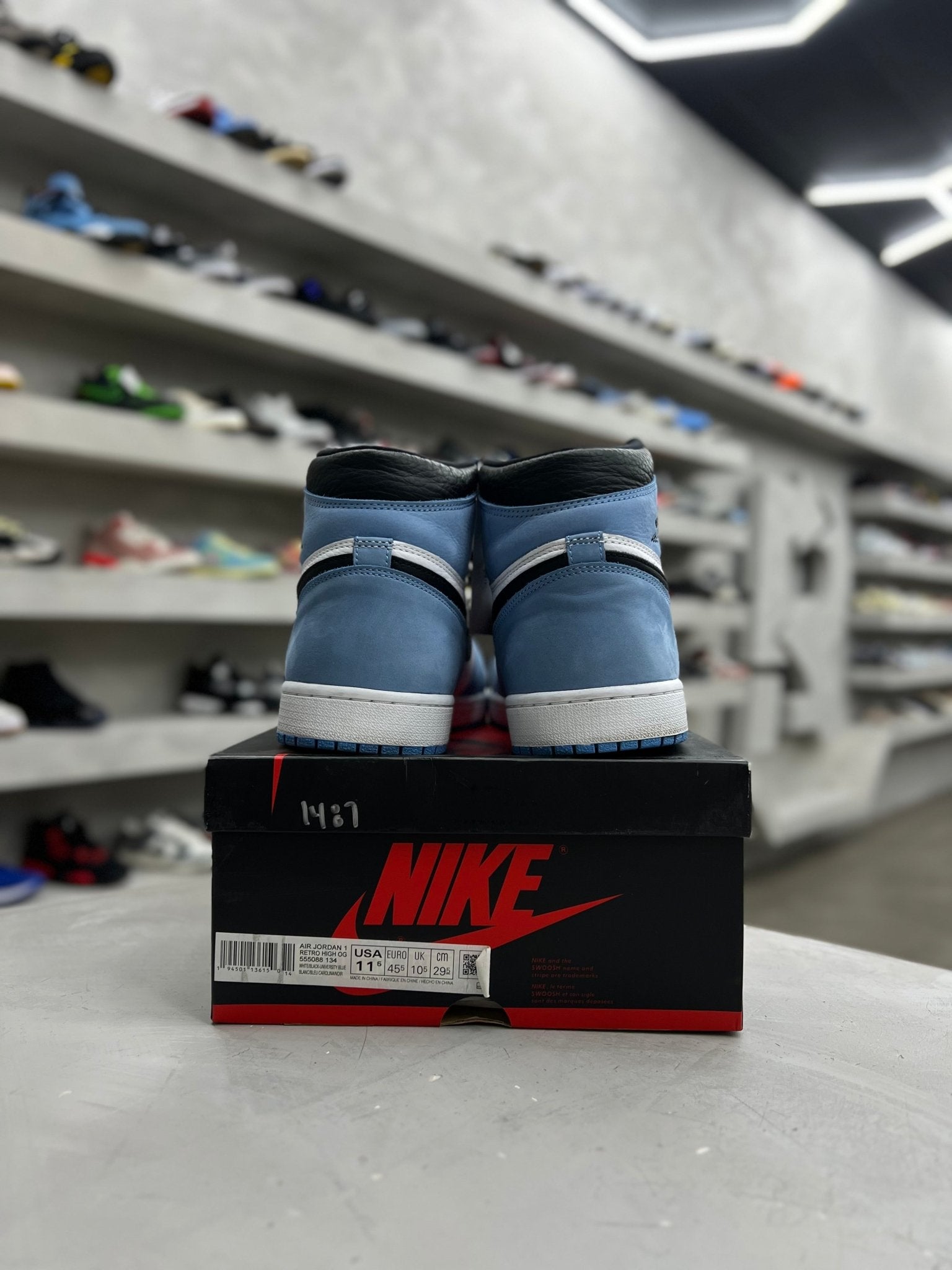 Jordan 1 Retro High OG University Blue Sz 11.5 (PREOWNED) - Restock AveJordan 1 Retro High OG University Blue Sz 11.5 (PREOWNED)Restock AveRestock Ave11.5Restock Ave