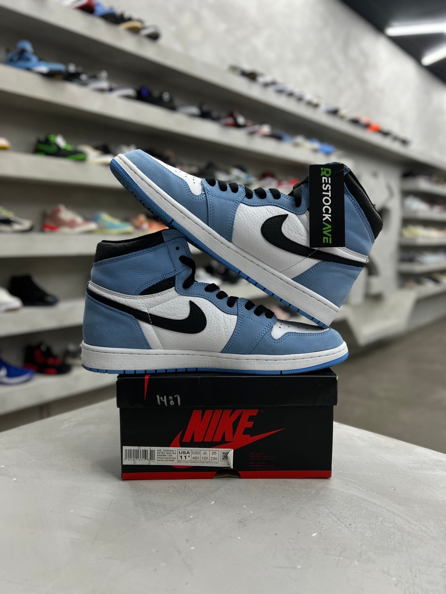 Jordan 1 Retro High OG University Blue Sz 11.5 (PREOWNED) - Restock AveJordan 1 Retro High OG University Blue Sz 11.5 (PREOWNED)Restock AveRestock Ave11.5Restock Ave