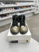 Jordan 1 Retro High OG Wings Sz 12 (PREOWNED) - Restock AveJordan 1 Retro High OG Wings Sz 12 (PREOWNED)Restock AveRestock Ave12Restock Ave
