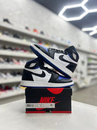 Jordan 1 Retro High Royal Toe Sz 6Y (PREOWNED) - Restock AveJordan 1 Retro High Royal Toe Sz 6Y (PREOWNED)Restock AveRestock Ave6yRestock Ave