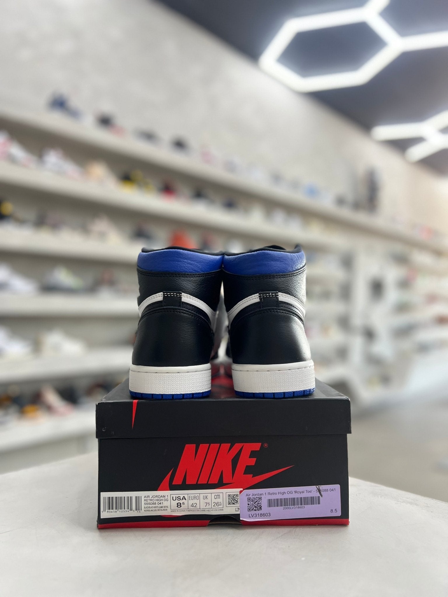 Jordan 1 Retro High Royal Toe Sz 8.5 (PREOWNED) - Restock AveJordan 1 Retro High Royal Toe Sz 8.5 (PREOWNED)Restock AveRestock Ave8.5Restock Ave
