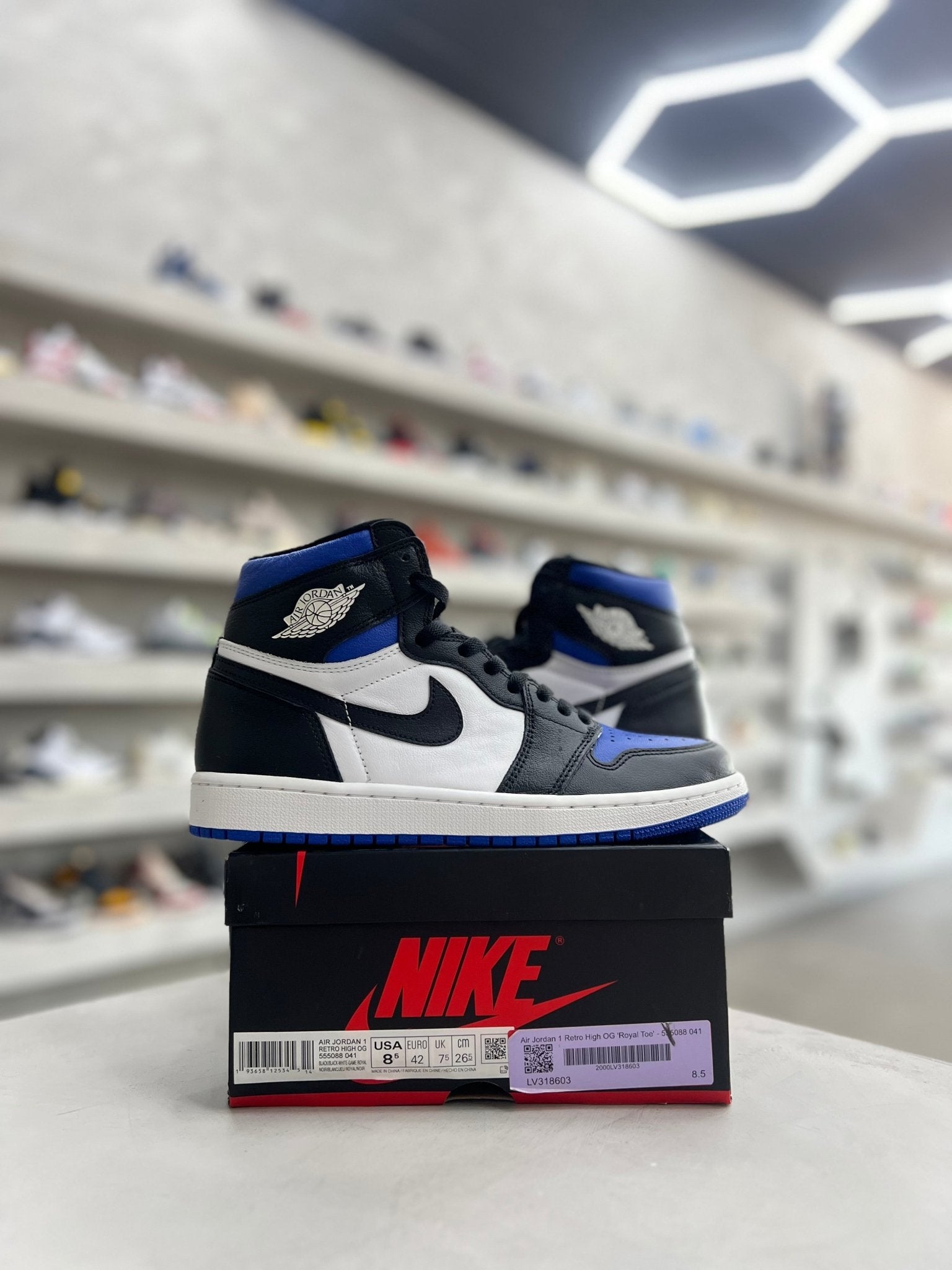 Jordan 1 Retro High Royal Toe Sz 8.5 (PREOWNED) - Restock AveJordan 1 Retro High Royal Toe Sz 8.5 (PREOWNED)Restock AveRestock Ave8.5Restock Ave
