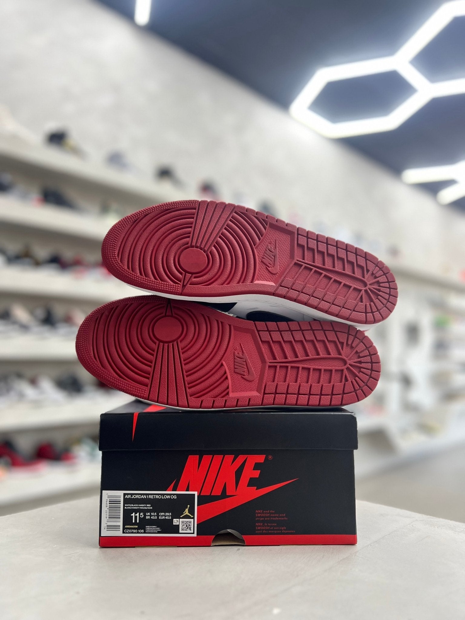 Jordan 1 Retro Low OG Black Toe Sz 11.5 (PREOWNED) - Restock AveJordan 1 Retro Low OG Black Toe Sz 11.5 (PREOWNED)Restock AveRestock Ave11.5Restock Ave