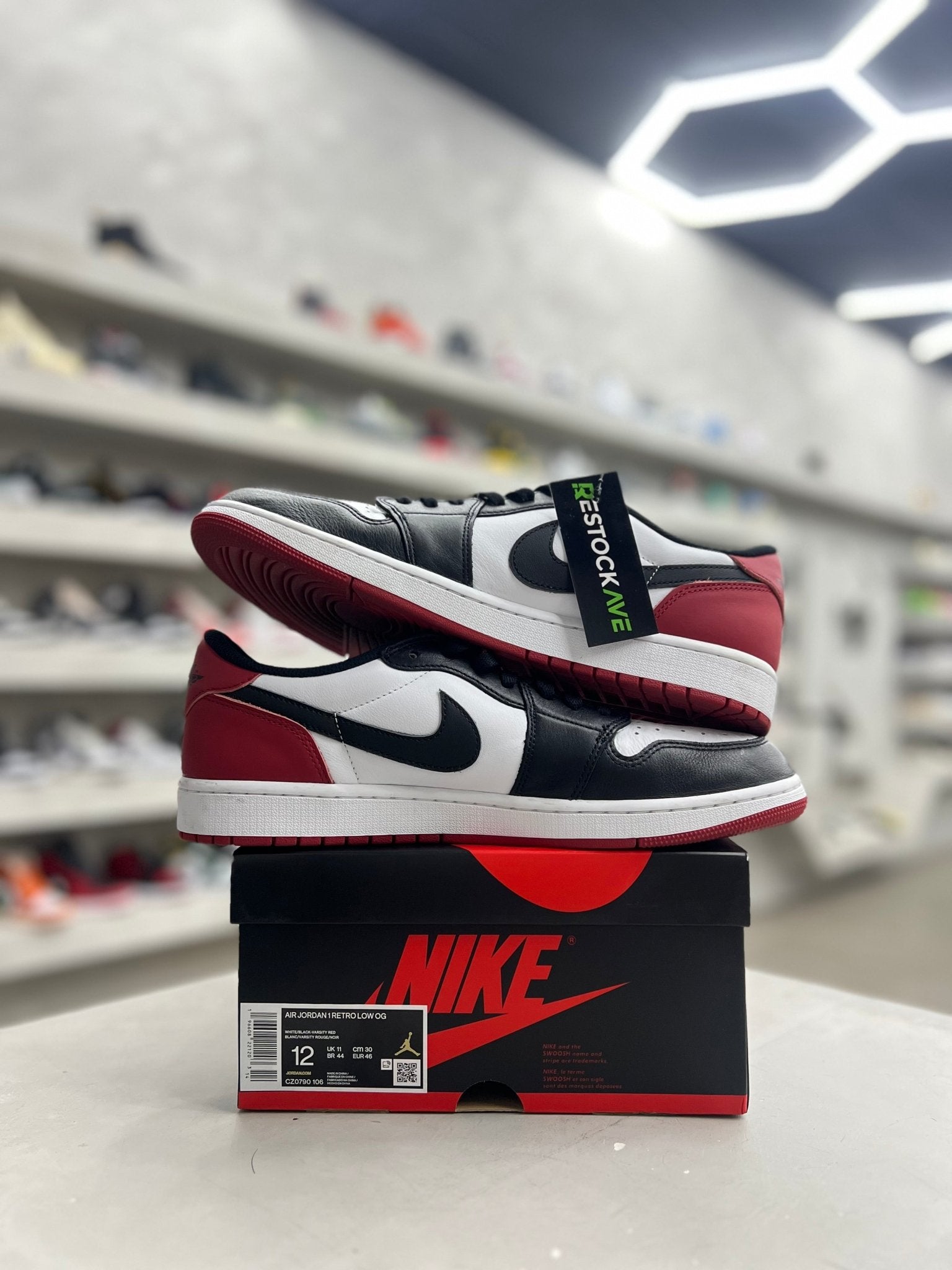Jordan 1 Retro Low OG Black Toe Sz 12 (PREOWNED) - Restock AveJordan 1 Retro Low OG Black Toe Sz 12 (PREOWNED)Restock AveRestock Ave12Restock Ave