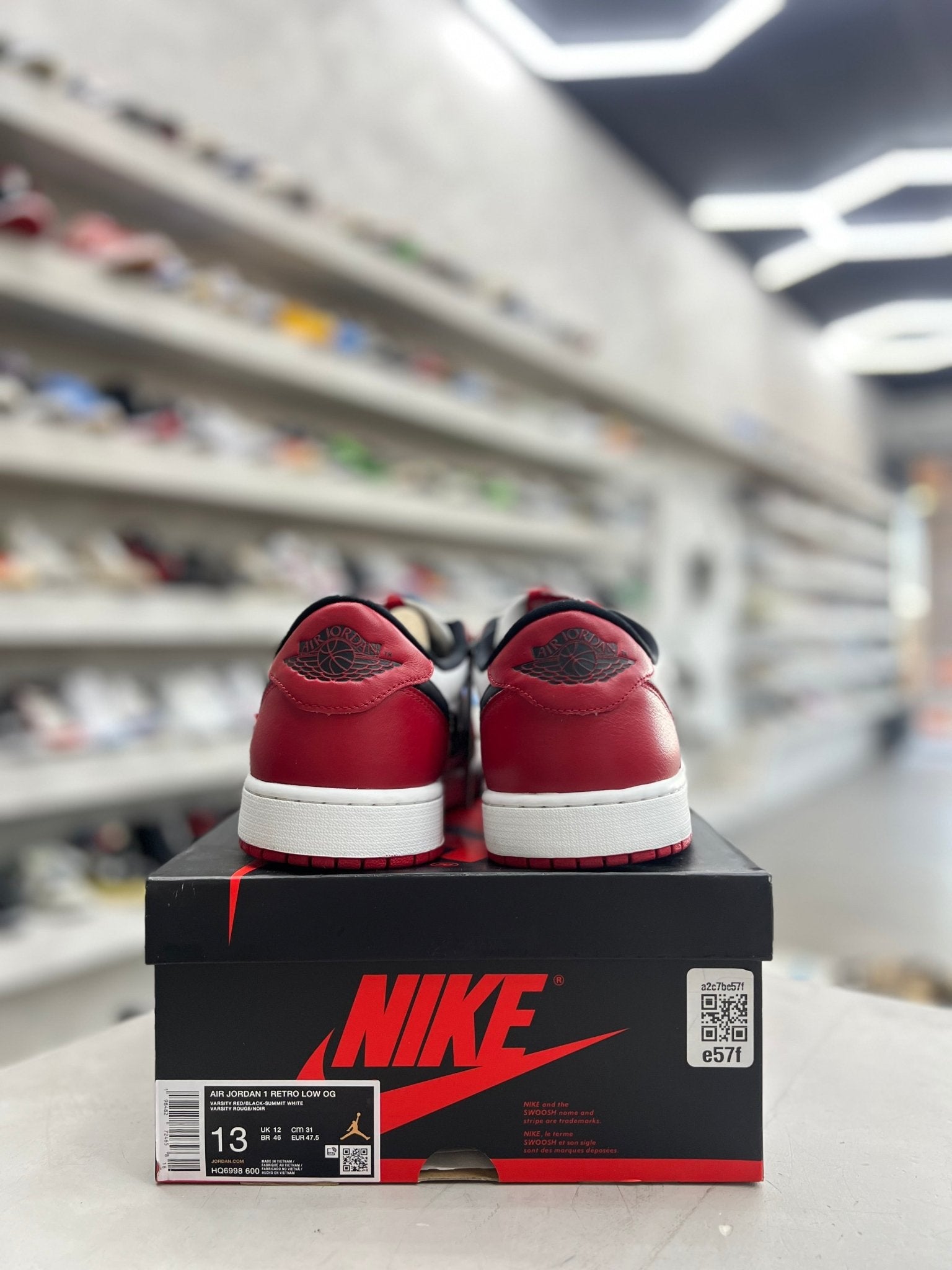 Jordan 1 Retro Low OG Chicago Sz 13 (PREOWNED) - Restock AveJordan 1 Retro Low OG Chicago Sz 13 (PREOWNED)Restock AveRestock Ave1381659507Restock Ave