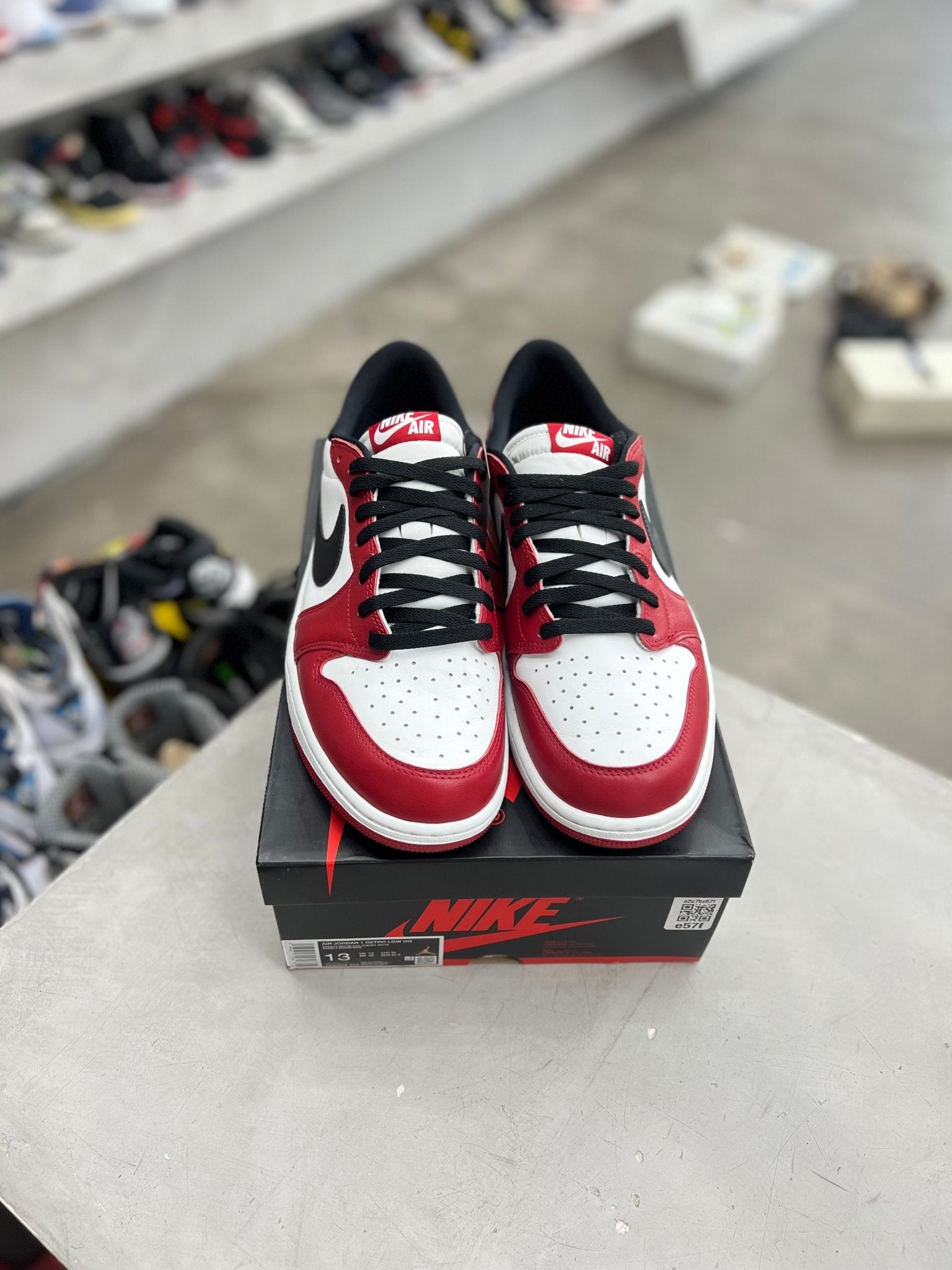 Jordan 1 Retro Low OG Chicago Sz 13 (PREOWNED) - Restock AveJordan 1 Retro Low OG Chicago Sz 13 (PREOWNED)Restock AveRestock Ave1381659507Restock Ave