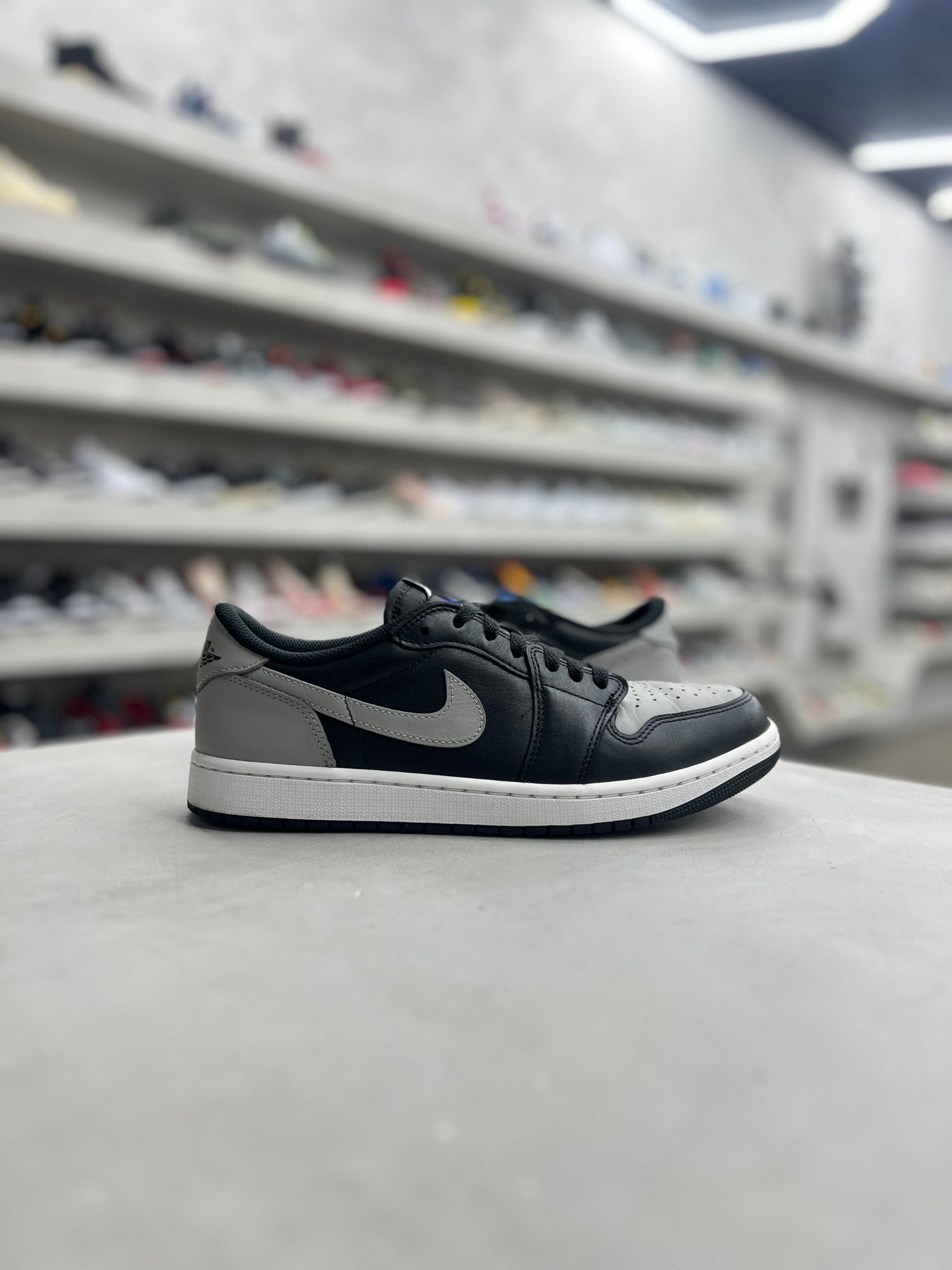 Jordan 1 Retro Low OG Shadow Sz 10.5 (PREOWNED) (NO BOX) - Restock AveJordan 1 Retro Low OG Shadow Sz 10.5 (PREOWNED) (NO BOX)Restock AveRestock Ave10.546155379Restock Ave