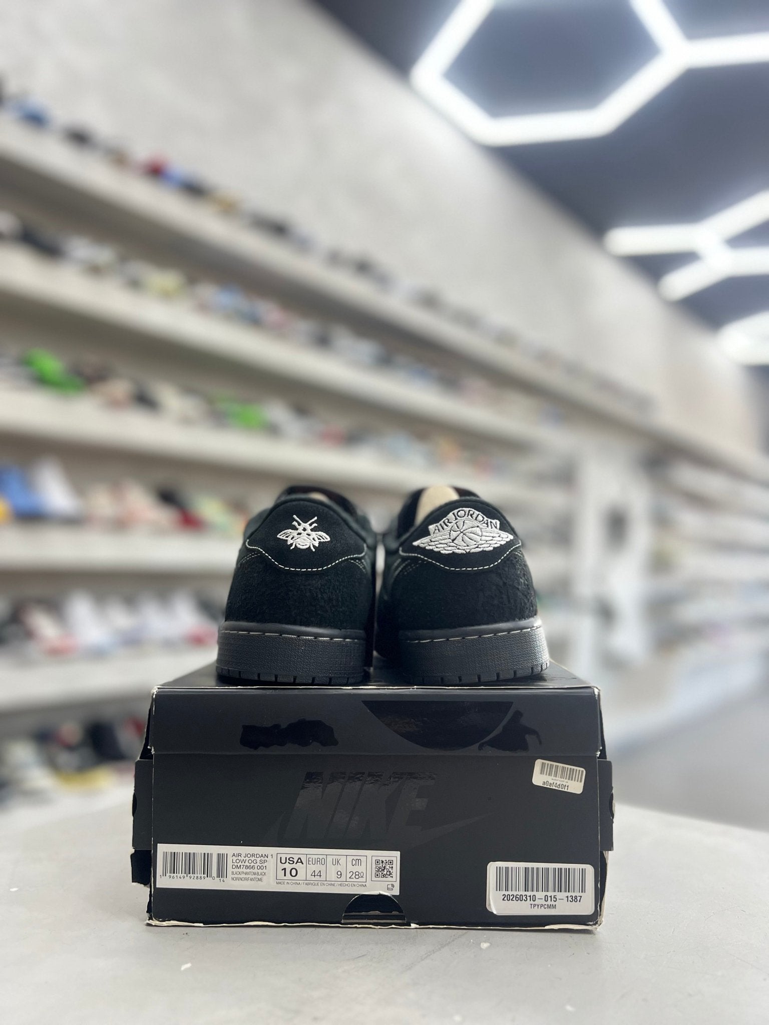 Jordan 1 Retro Low OG SP Travis Scott Black Phantom Sz 10 (PREOWNED) - Restock AveJordan 1 Retro Low OG SP Travis Scott Black Phantom Sz 10 (PREOWNED)Restock AveRestock Ave10Restock Ave