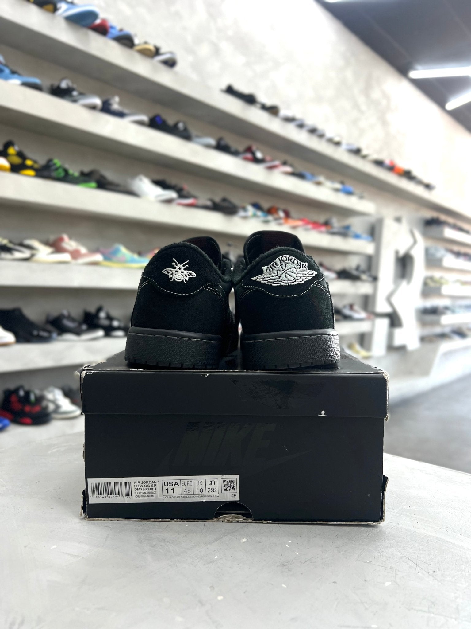 Jordan 1 Retro Low OG SP Travis Scott Black Phantom Sz 11 (PREOWNED) - Restock AveJordan 1 Retro Low OG SP Travis Scott Black Phantom Sz 11 (PREOWNED)Restock AveRestock Ave11Restock Ave
