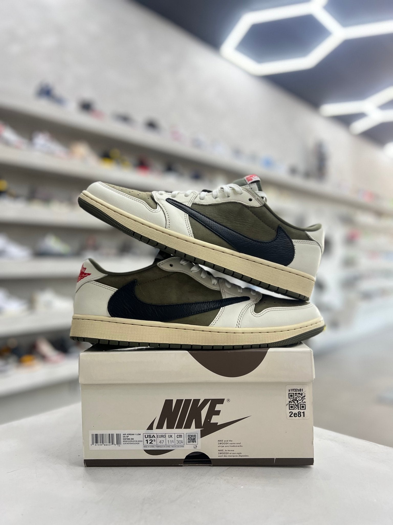 Jordan 1 Retro Low OG SP Travis Scott Medium Olive Sz 12.5 (PREOWNED) - Restock AveJordan 1 Retro Low OG SP Travis Scott Medium Olive Sz 12.5 (PREOWNED)Restock AveRestock Ave12.5Restock Ave
