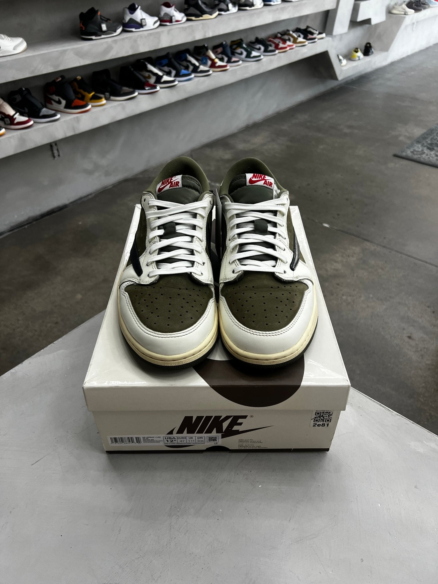 Jordan 1 Retro Low OG SP Travis Scott Medium Olive Sz 12.5 (PREOWNED) - Restock AveJordan 1 Retro Low OG SP Travis Scott Medium Olive Sz 12.5 (PREOWNED)Restock AveRestock Ave12.5Restock Ave