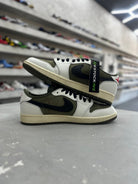 Jordan 1 Retro Low OG SP Travis Scott Medium Olive Sz 9.5 (PREOWNED) (NO BOX) - Restock AveJordan 1 Retro Low OG SP Travis Scott Medium Olive Sz 9.5 (PREOWNED) (NO BOX)Restock AveRestock Ave9.5Restock Ave