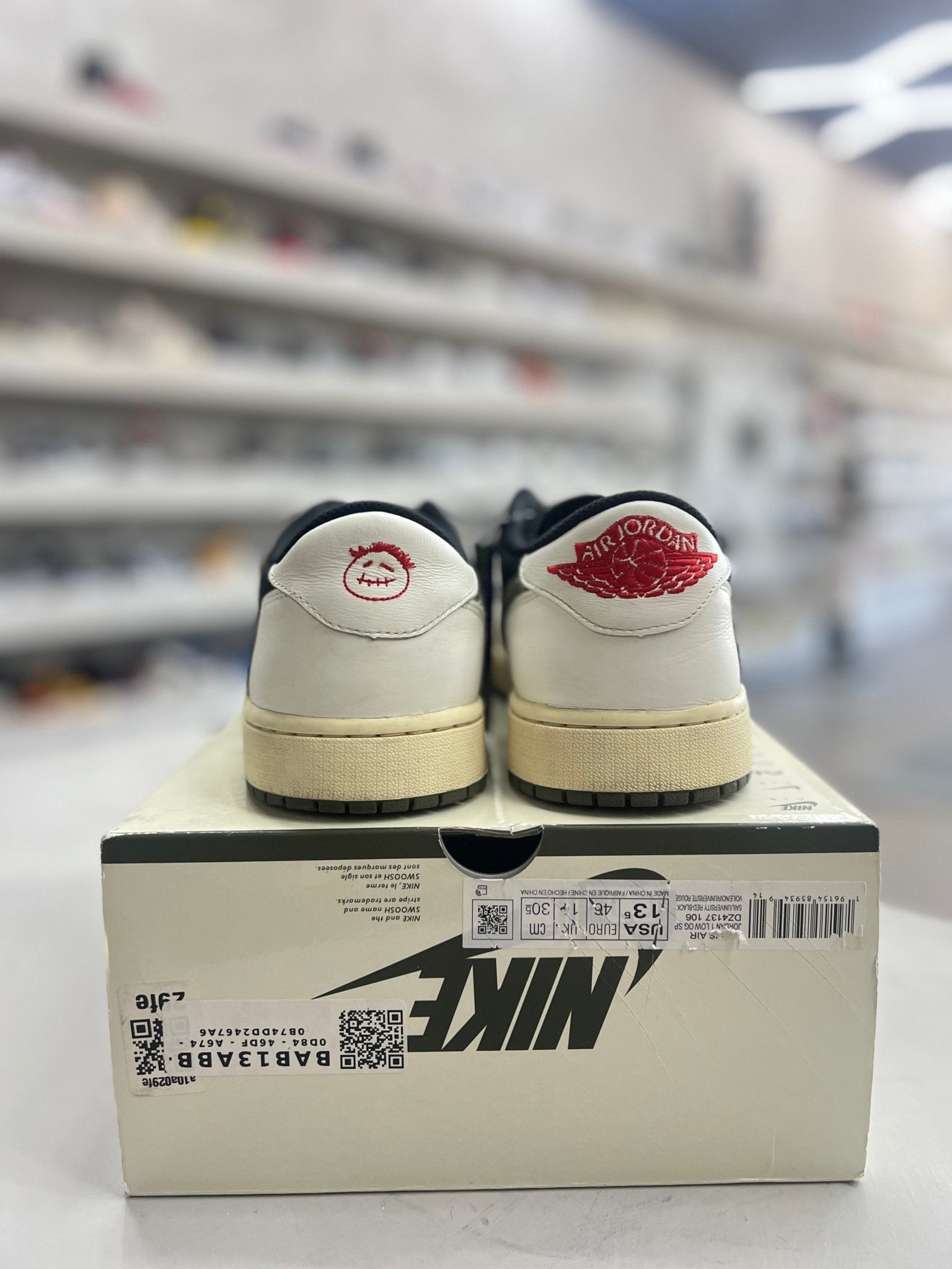 Jordan 1 Retro Low OG SP Travis Scott Olive Sz 12 men (PREOWNED) - Restock AveJordan 1 Retro Low OG SP Travis Scott Olive Sz 12 men (PREOWNED)Restock AveRestock Avew13.5/12menRestock Ave