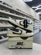 Jordan 1 Retro Low OG SP Travis Scott Reverse Mocha Sz 10.5 (PREOWNED) - Restock AveJordan 1 Retro Low OG SP Travis Scott Reverse Mocha Sz 10.5 (PREOWNED)Restock AveRestock Ave10.585762163Restock Ave