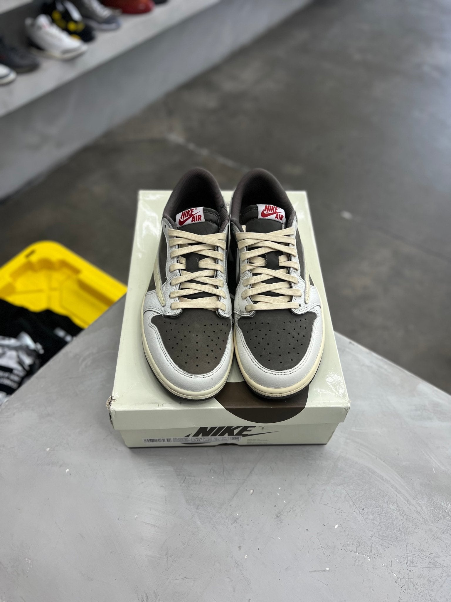 Jordan 1 Retro Low OG SP Travis Scott Reverse Mocha Sz 10.5 (PREOWNED) - Restock AveJordan 1 Retro Low OG SP Travis Scott Reverse Mocha Sz 10.5 (PREOWNED)Restock AveRestock Ave10.585762163Restock Ave