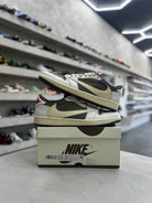 Jordan 1 Retro Low OG SP Travis Scott Reverse Mocha Sz 10.5 (PREOWNED) - Restock AveJordan 1 Retro Low OG SP Travis Scott Reverse Mocha Sz 10.5 (PREOWNED)Restock AveRestock Ave10.585762163Restock Ave