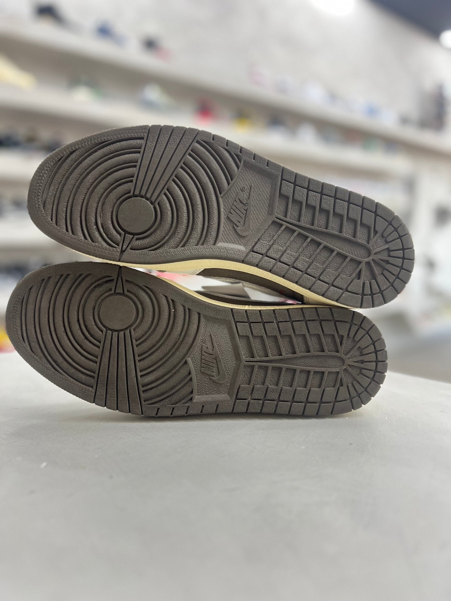 Jordan 1 Retro Low OG SP Travis Scott Reverse Mocha Sz 11 (PREOWNED)(NO BOX) - Restock AveJordan 1 Retro Low OG SP Travis Scott Reverse Mocha Sz 11 (PREOWNED)(NO BOX)Restock AveRestock Ave1172177523Restock Ave