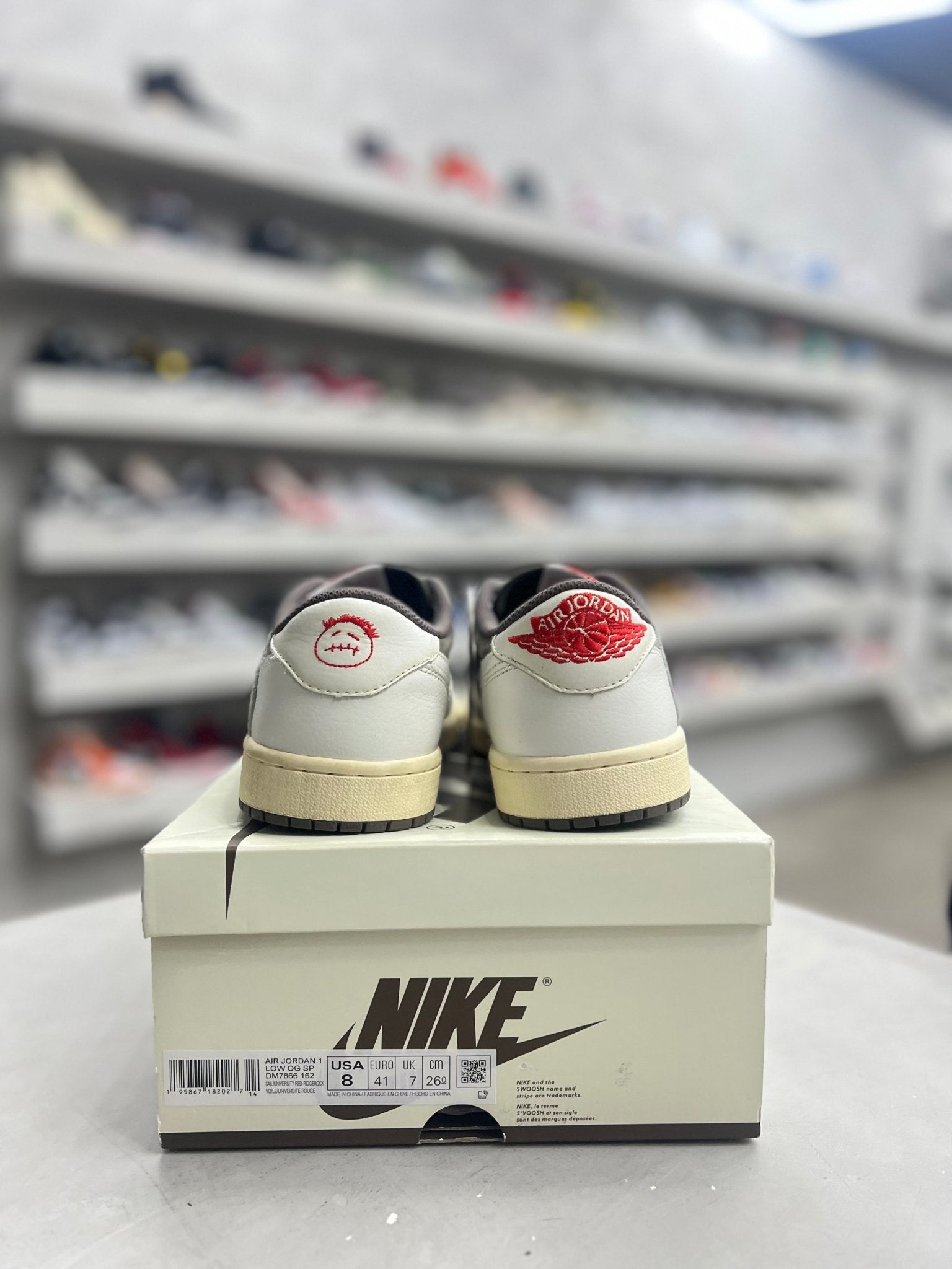 Jordan 1 Retro Low OG SP Travis Scott Reverse Mocha Sz 8 (PREOWNED) - Restock AveJordan 1 Retro Low OG SP Travis Scott Reverse Mocha Sz 8 (PREOWNED)Restock AveRestock Ave8Restock Ave