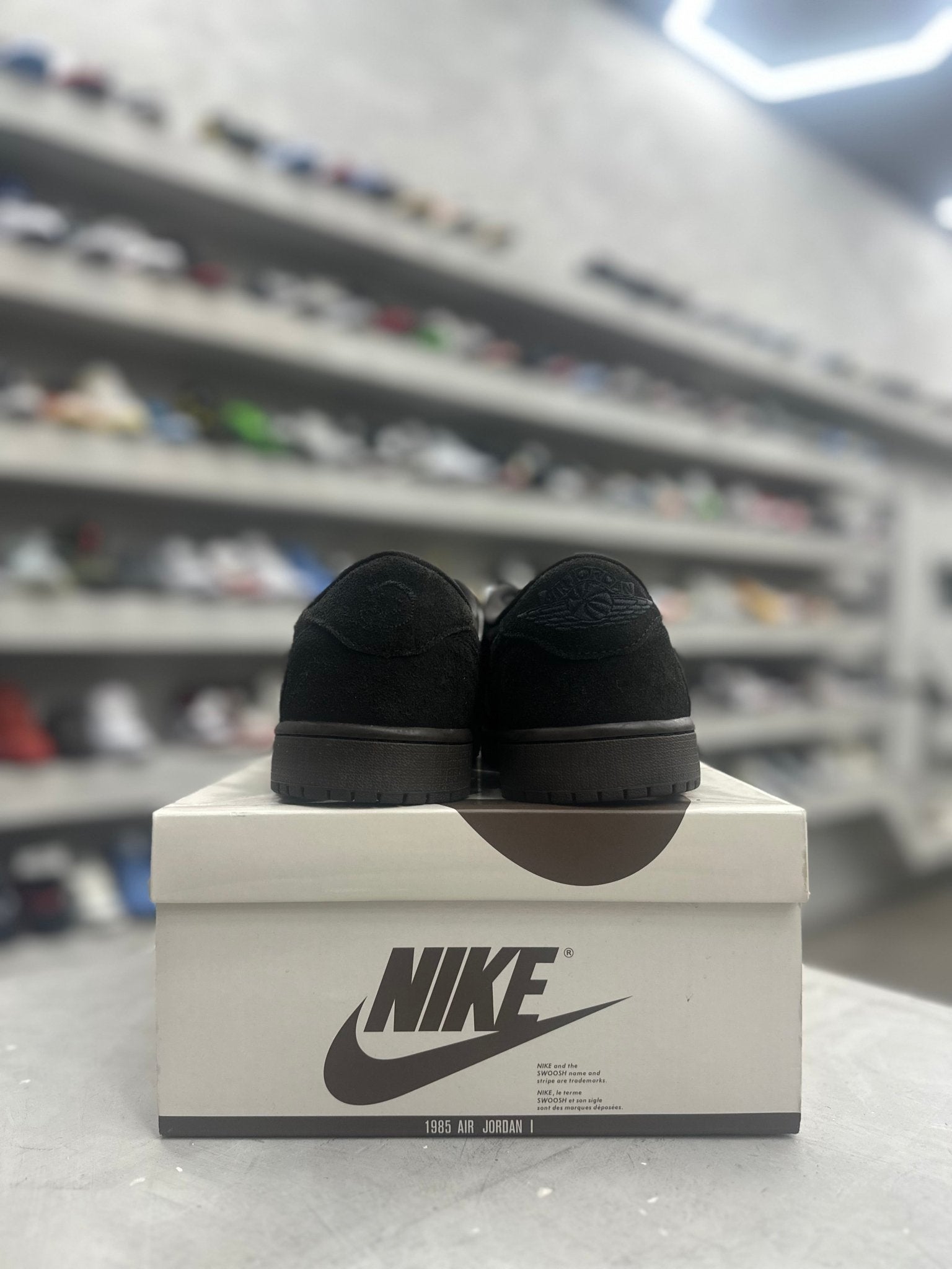 Jordan 1 Retro Low OG SP Travis Scott Velvet Brown Sz 10 (PREOWNED) - Restock AveJordan 1 Retro Low OG SP Travis Scott Velvet Brown Sz 10 (PREOWNED)Restock AveRestock Ave10Restock Ave
