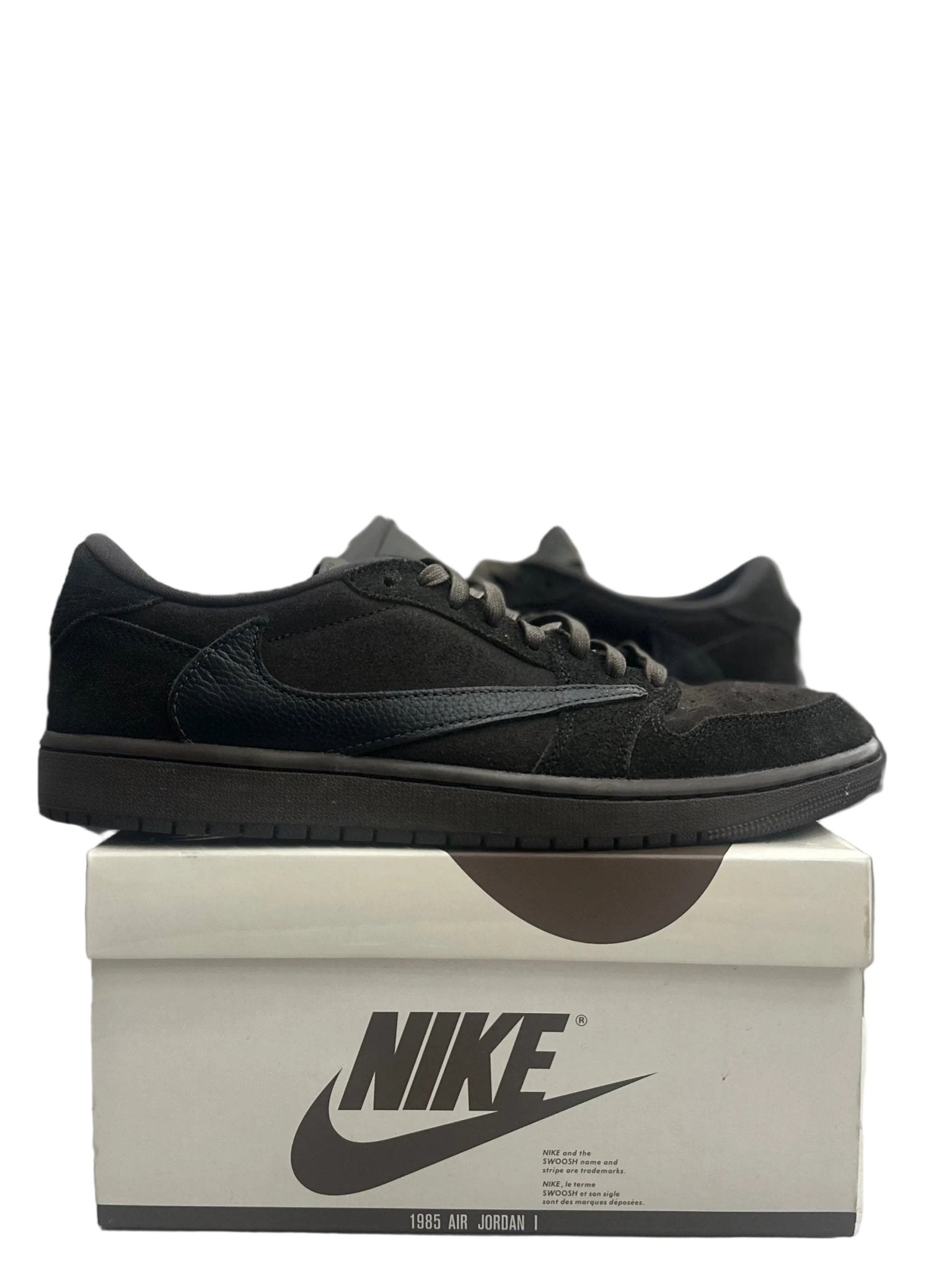 Jordan 1 Retro Low OG SP Travis Scott Velvet Brown Sz 10 (PREOWNED) - Restock AveJordan 1 Retro Low OG SP Travis Scott Velvet Brown Sz 10 (PREOWNED)Restock AveRestock Ave10Restock Ave