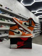 Jordan 1 Retro Reverse Shattered Backboard Sz 10 (PREOWNED) - Restock AveJordan 1 Retro Reverse Shattered Backboard Sz 10 (PREOWNED)Restock AveRestock Ave10Restock Ave