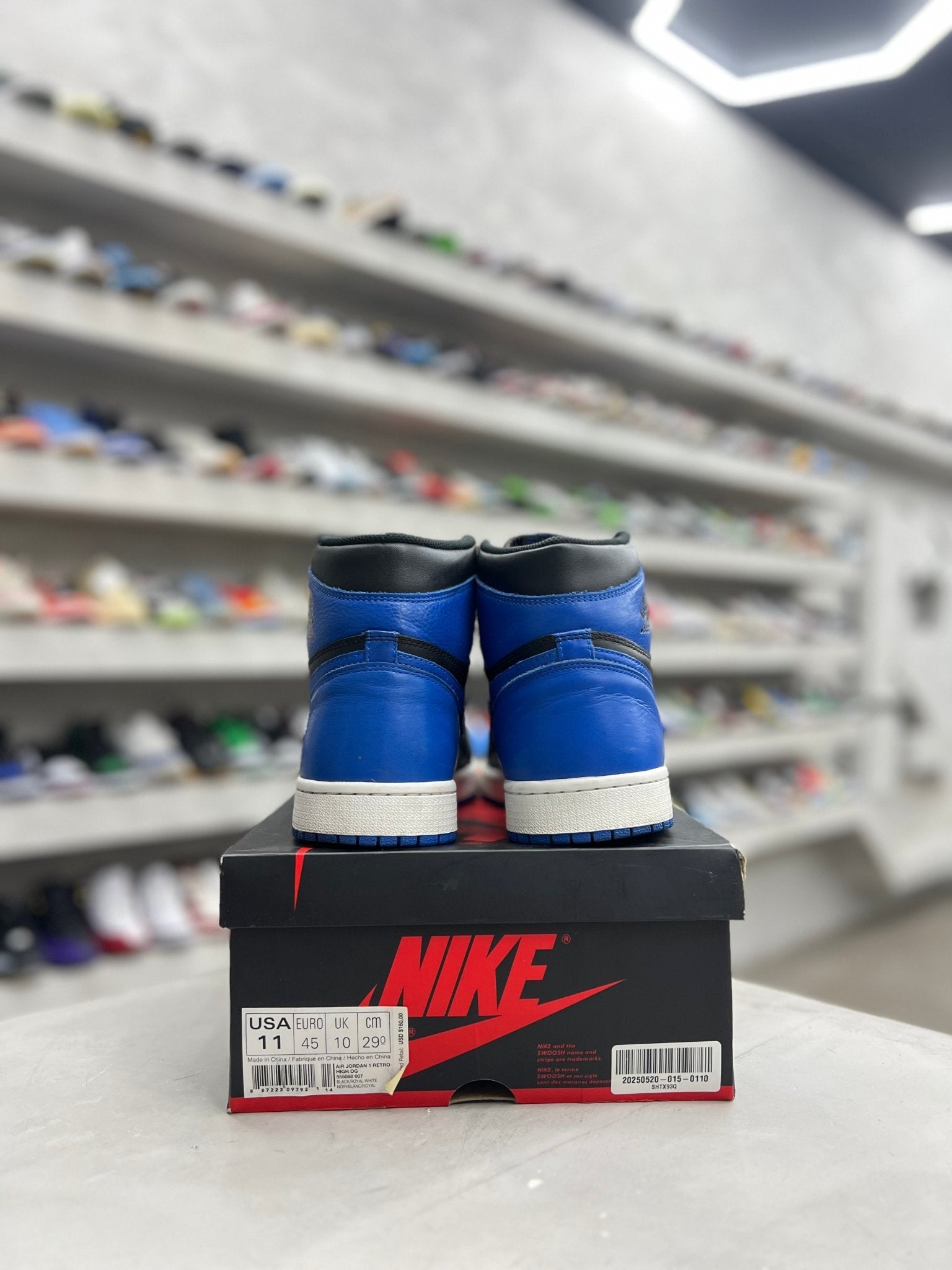 Jordan 1 Retro Royal Sz 11 (PREOWNED) - Restock AveJordan 1 Retro Royal Sz 11 (PREOWNED)Restock AveRestock Ave11Restock Ave