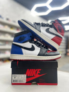 Jordan 1 Retro Top 3 Sz 9.5 (PREOWNED) - Restock AveJordan 1 Retro Top 3 Sz 9.5 (PREOWNED)Restock AveRestock Ave9.5Restock Ave