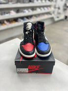 Jordan 1 Retro Top 3 Sz 9.5 (PREOWNED) - Restock AveJordan 1 Retro Top 3 Sz 9.5 (PREOWNED)Restock AveRestock Ave9.5Restock Ave