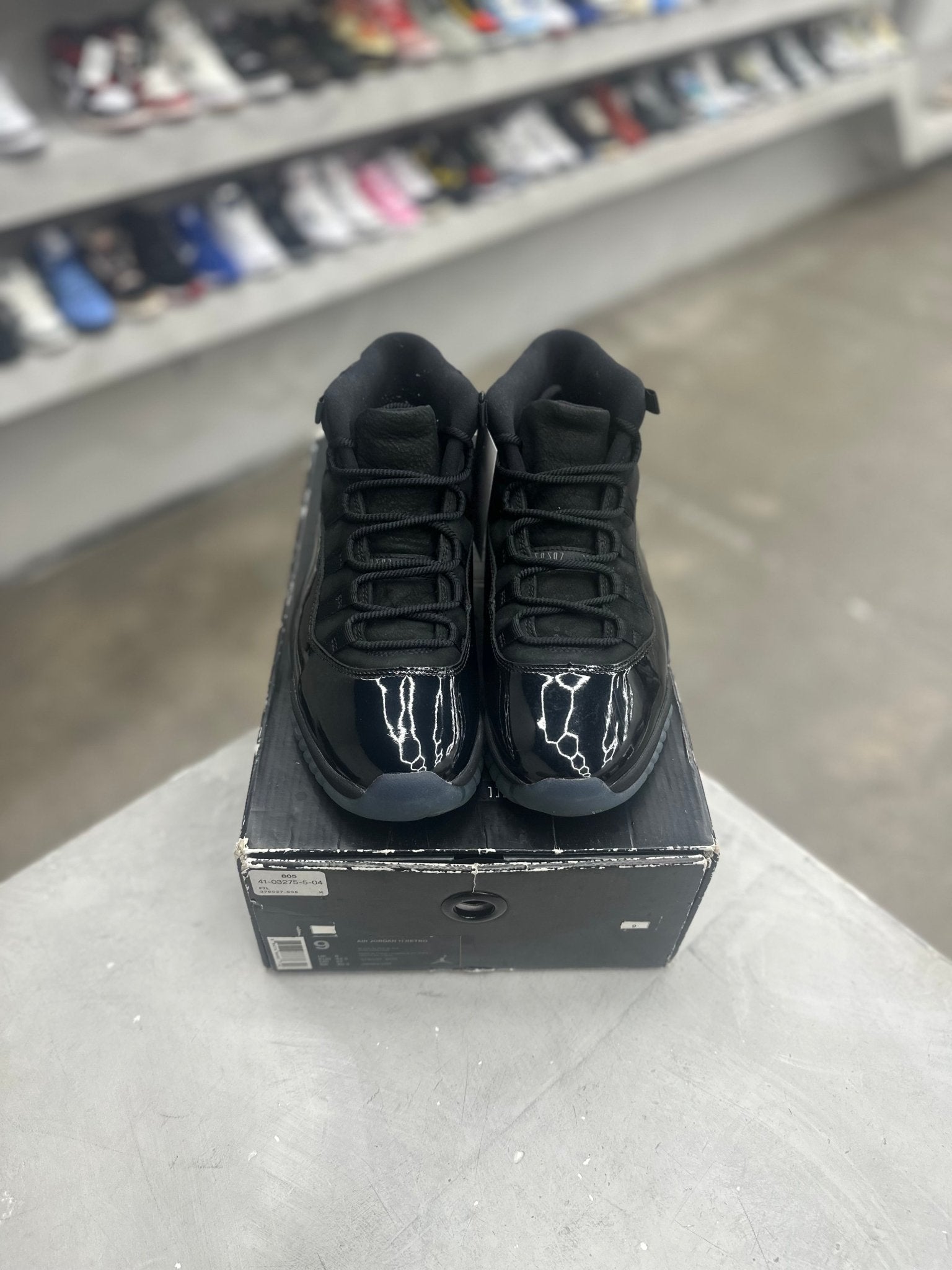 Jordan 11 Retro Cap and Gown Sz 9 (PREOWNED) - Restock AveJordan 11 Retro Cap and Gown Sz 9 (PREOWNED)Restock AveRestock Ave9Restock Ave