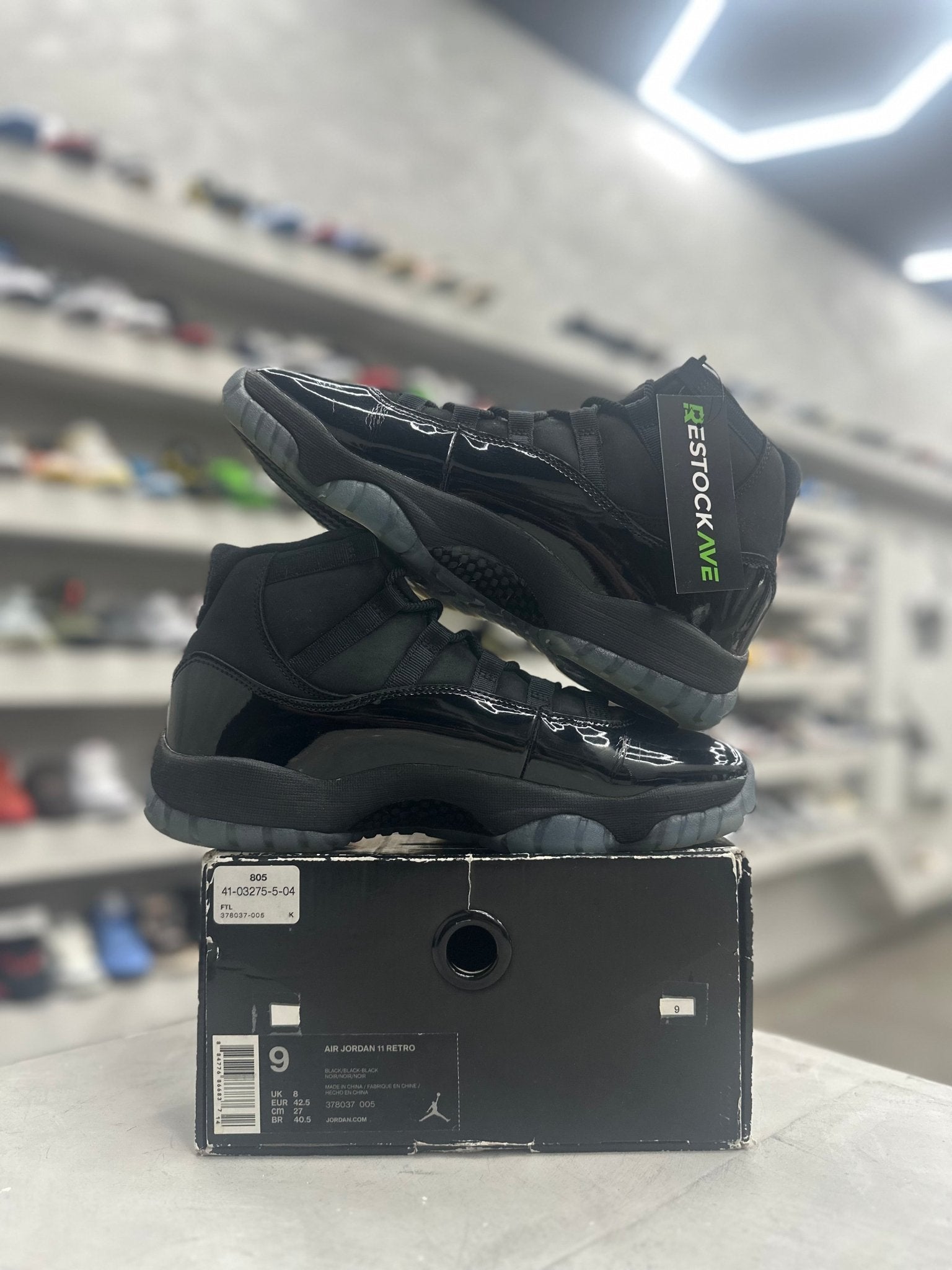 Jordan 11 Retro Cap and Gown Sz 9 (PREOWNED) - Restock AveJordan 11 Retro Cap and Gown Sz 9 (PREOWNED)Restock AveRestock Ave9Restock Ave