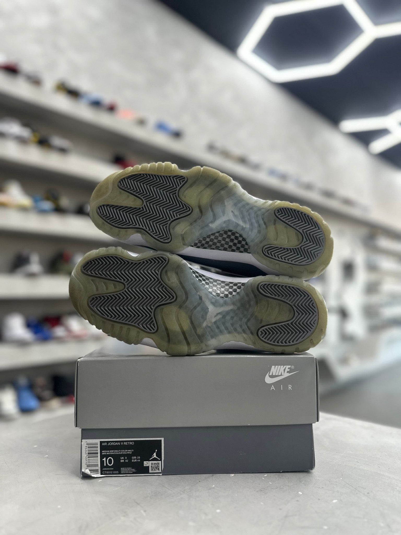 Jordan 11 Retro Cool Grey Sz 10 (PREOWNED) - Restock AveJordan 11 Retro Cool Grey Sz 10 (PREOWNED)Restock AveRestock Ave10Restock Ave