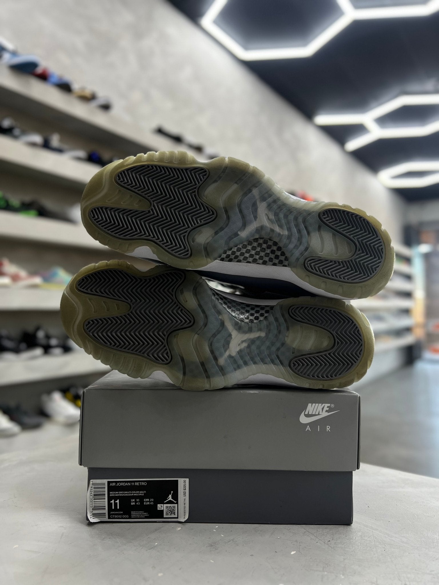 Jordan 11 Retro Cool Grey Sz 11 (PREOWNED) - Restock AveJordan 11 Retro Cool Grey Sz 11 (PREOWNED)Restock AveRestock Ave11Restock Ave
