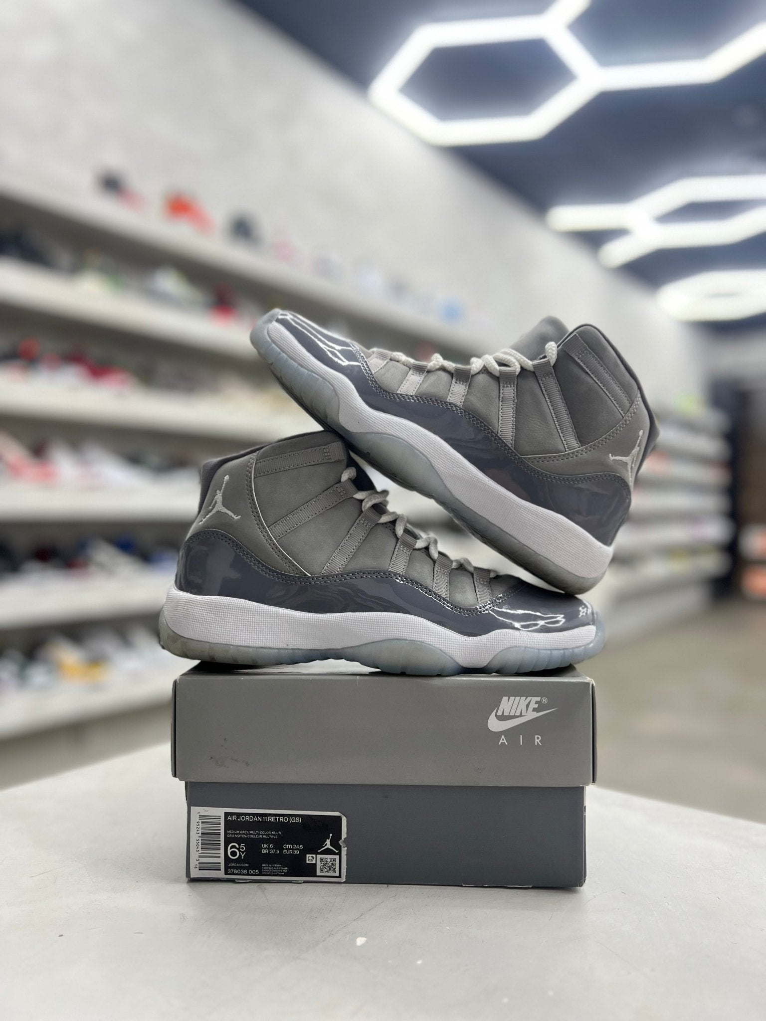 Jordan 11 Retro Cool Grey Sz 6.5 (PREOWNED) - Restock AveJordan 11 Retro Cool Grey Sz 6.5 (PREOWNED)Restock AveRestock Ave6.5yRestock Ave