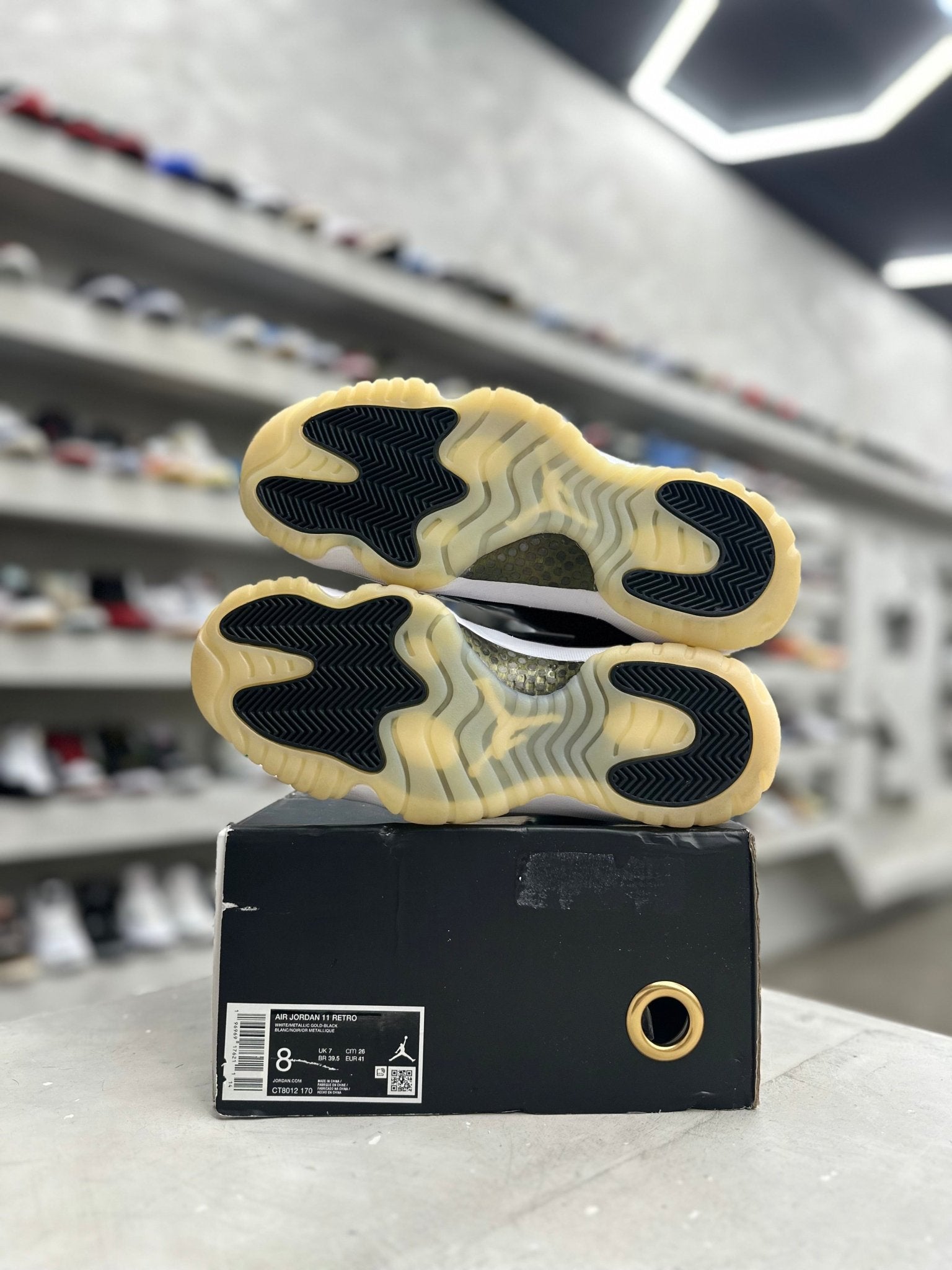 Jordan 11 Retro DMP Gratitude Sz 8 (PREOWNED) - Restock AveJordan 11 Retro DMP Gratitude Sz 8 (PREOWNED)Restock AveRestock Ave8Restock Ave
