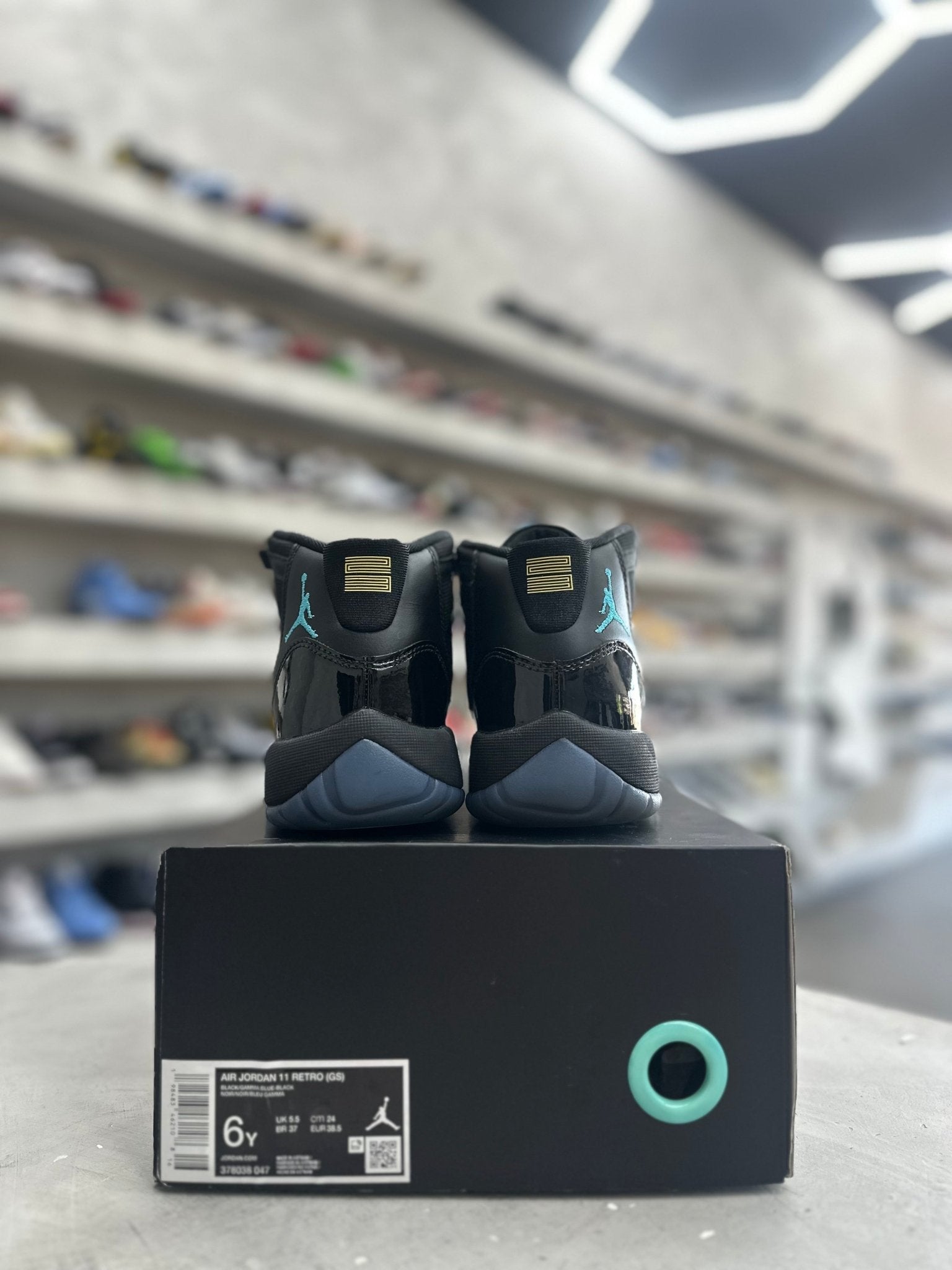 Jordan 11 Retro Gamma Blue Sz 6y (PREOWNED) - Restock AveJordan 11 Retro Gamma Blue Sz 6y (PREOWNED)Restock AveRestock Ave6yRestock Ave
