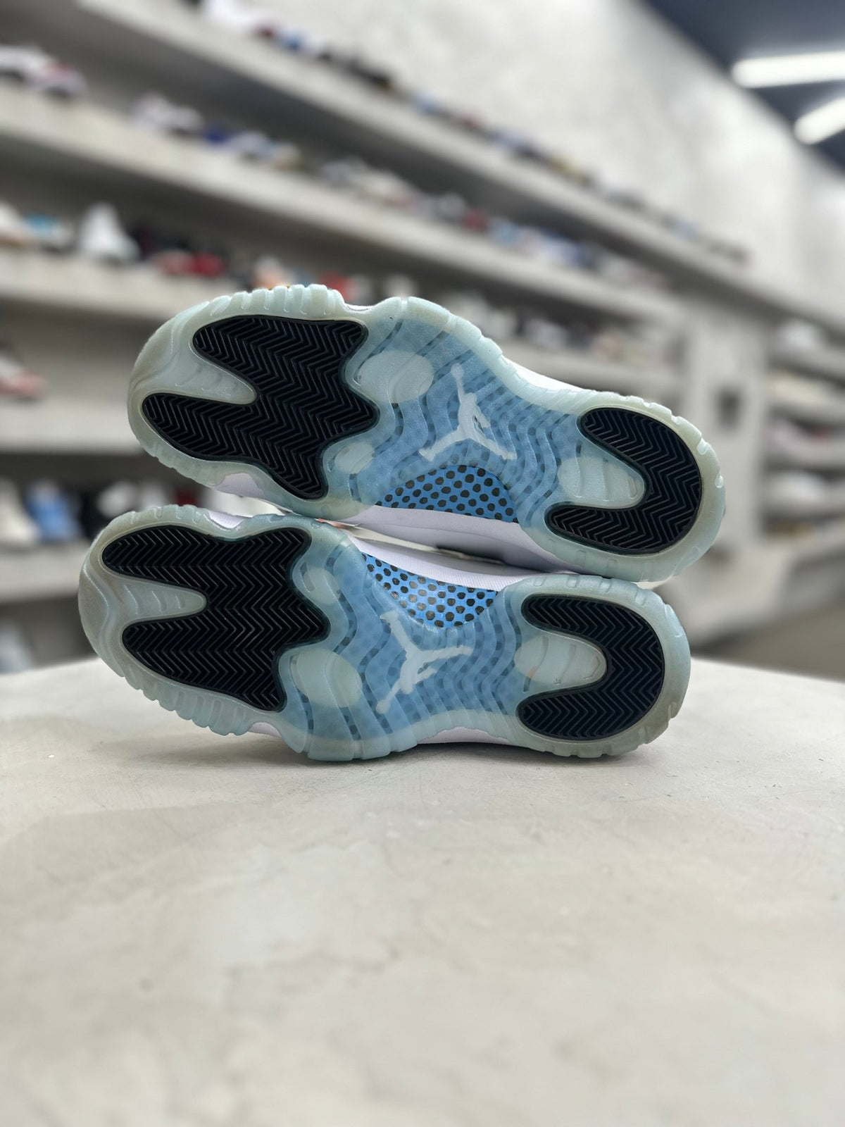 Jordan 11 Retro Legend Blue Sz 10 (PREOWNED) (NO BOX) - Restock AveJordan 11 Retro Legend Blue Sz 10 (PREOWNED) (NO BOX)Restock AveRestock Ave10Restock Ave
