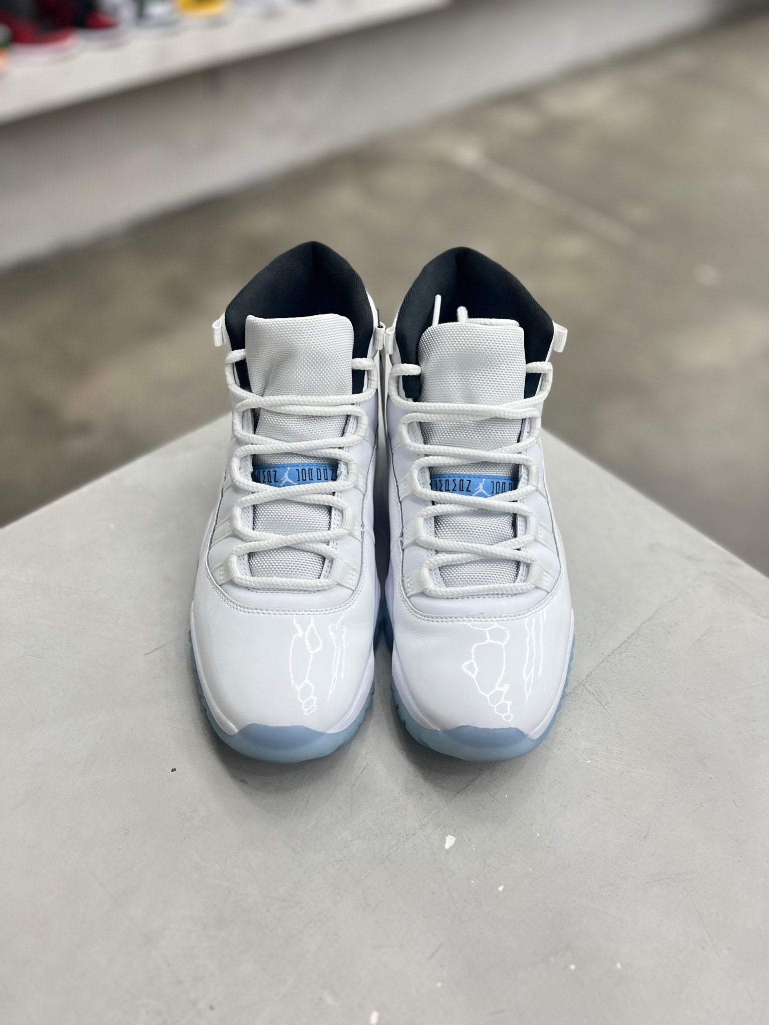 Jordan 11 Retro Legend Blue Sz 10 (PREOWNED) (NO BOX) - Restock AveJordan 11 Retro Legend Blue Sz 10 (PREOWNED) (NO BOX)Restock AveRestock Ave10Restock Ave