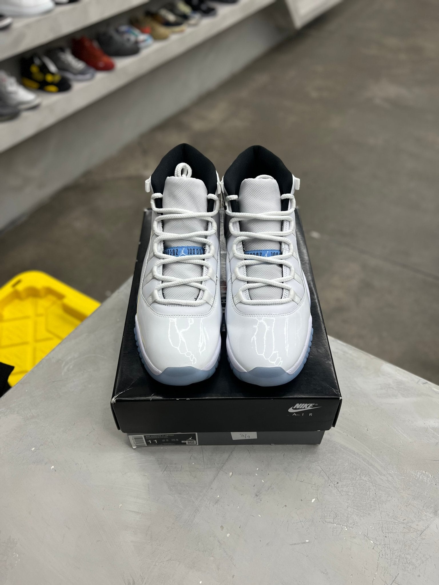 Jordan 11 Retro Legend Blue Sz 11 (PREOWNED) - Restock AveJordan 11 Retro Legend Blue Sz 11 (PREOWNED)Restock AveRestock Ave11Restock Ave
