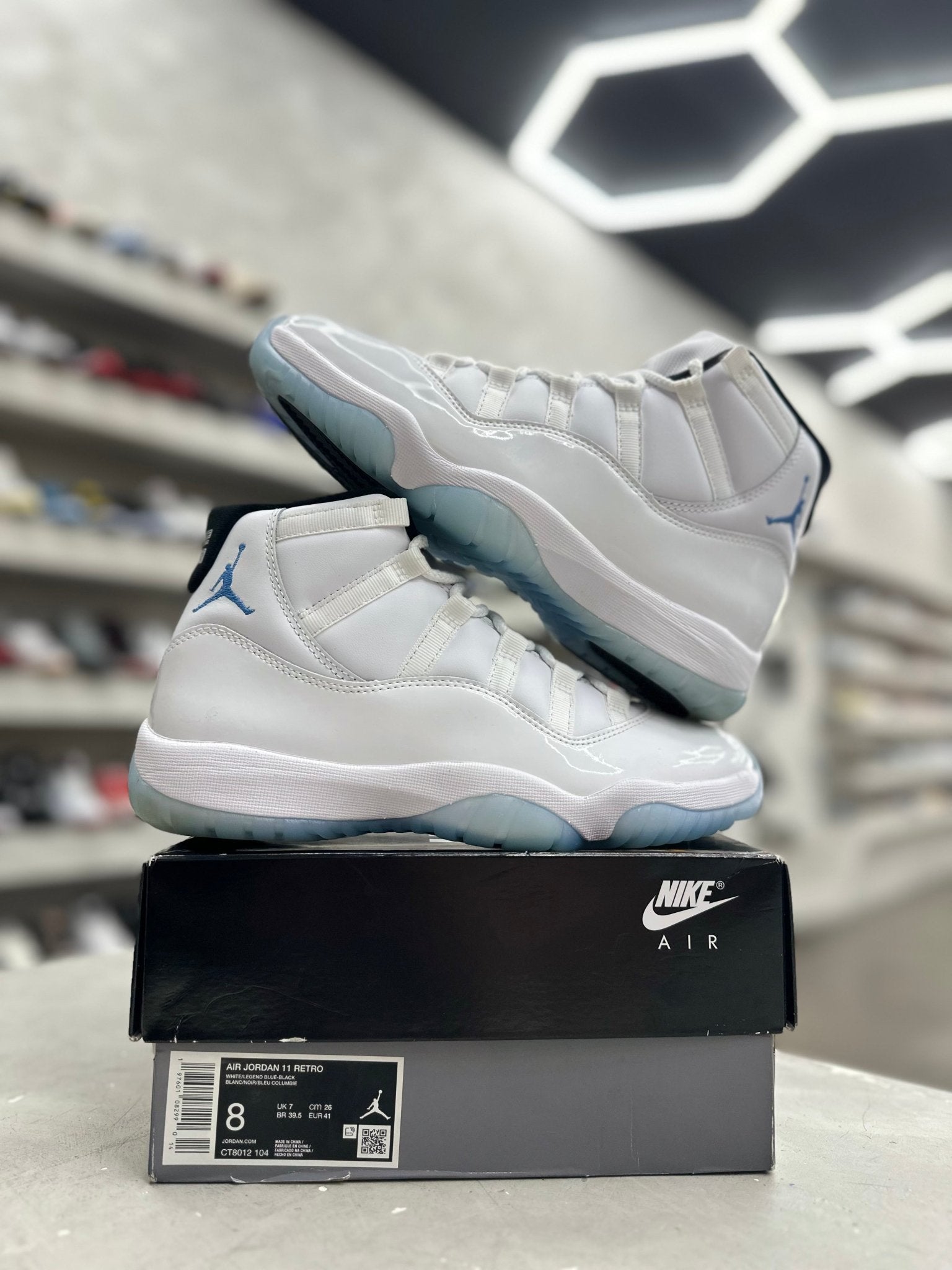 Jordan 11 Retro Legend Blue Sz 8 (PREOWNED) - Restock AveJordan 11 Retro Legend Blue Sz 8 (PREOWNED)Restock AveRestock Ave8Restock Ave